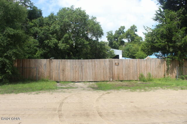 Image 49 For 4583 Dickson Road