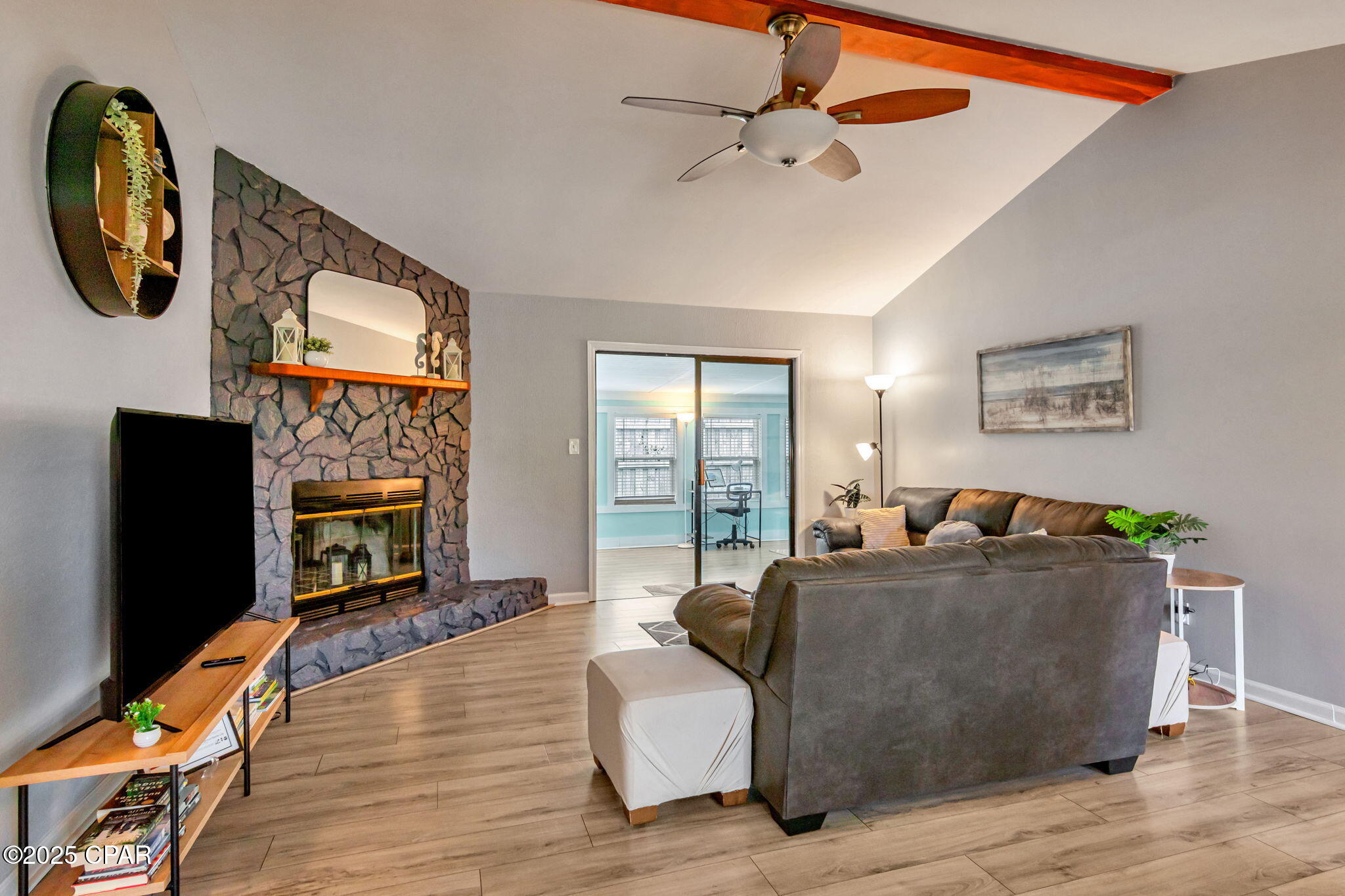 Image 15 For 118 Lakeside Circle