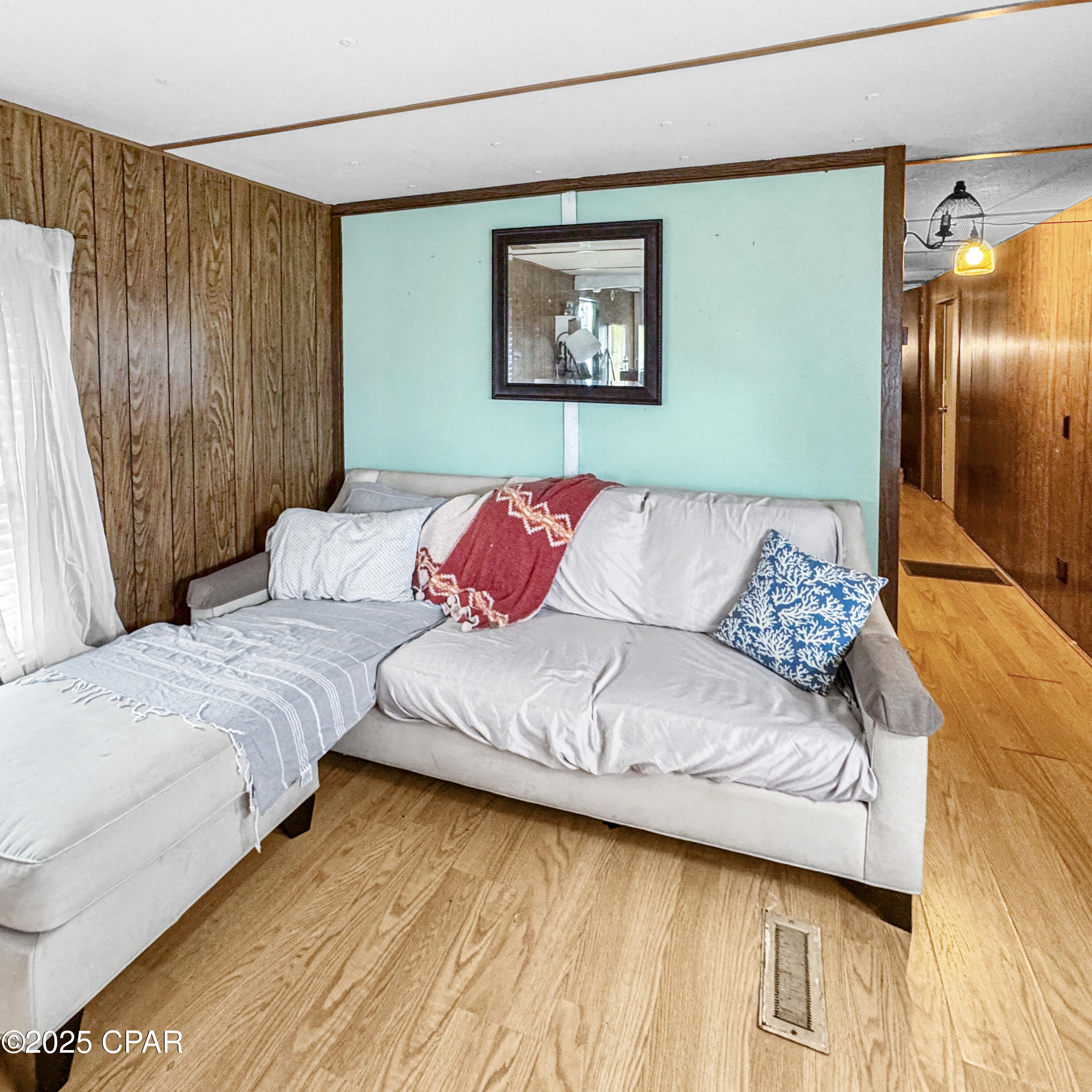 Image 5 For 225 Laguna Street