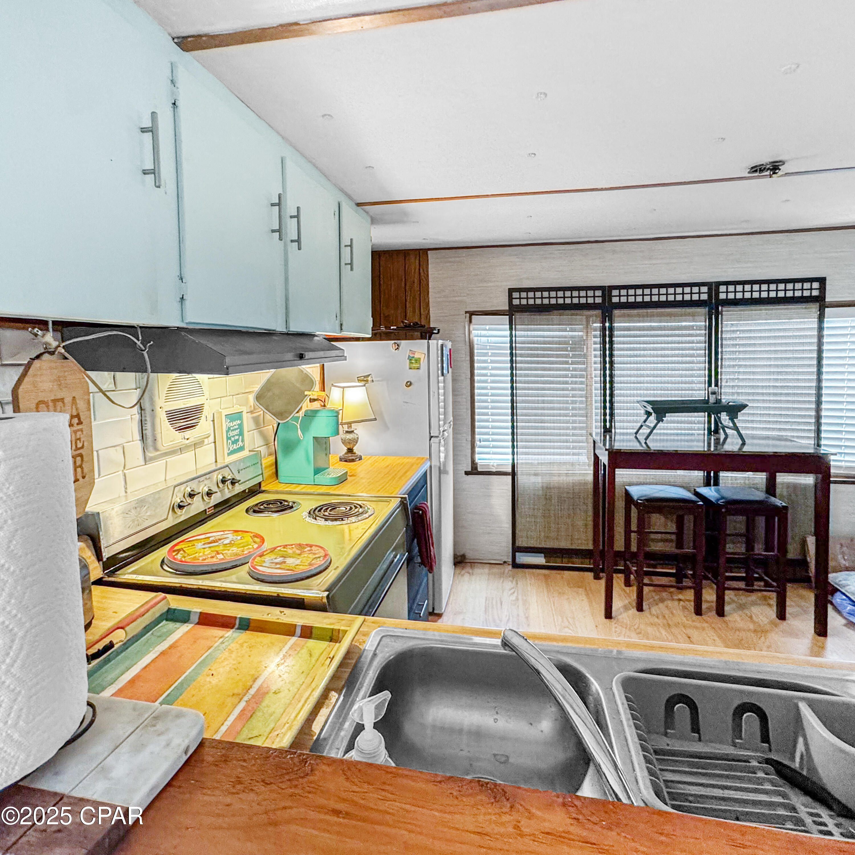 Image 8 For 225 Laguna Street