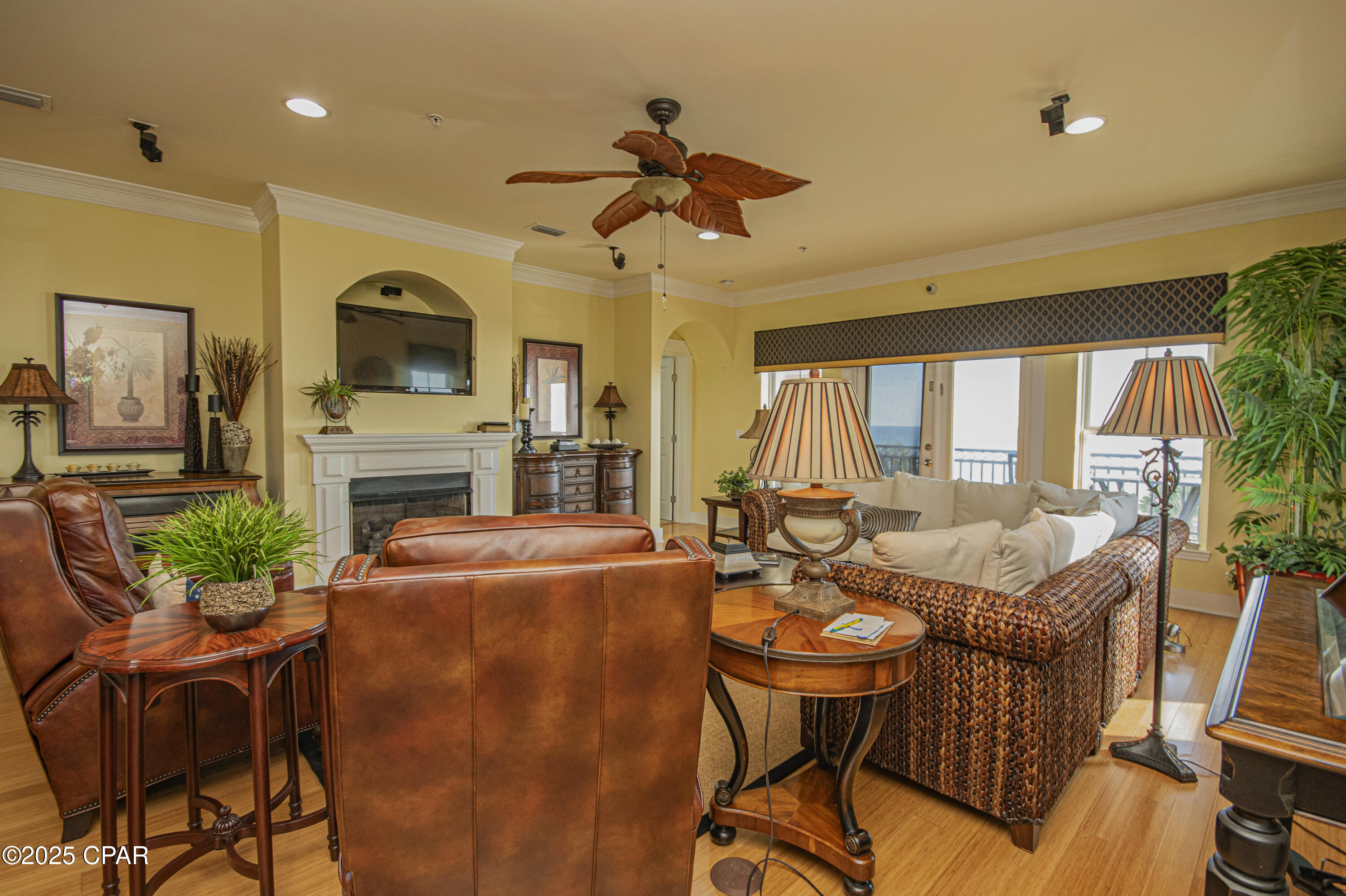 Image 31 For 13906 Front Beach Road A