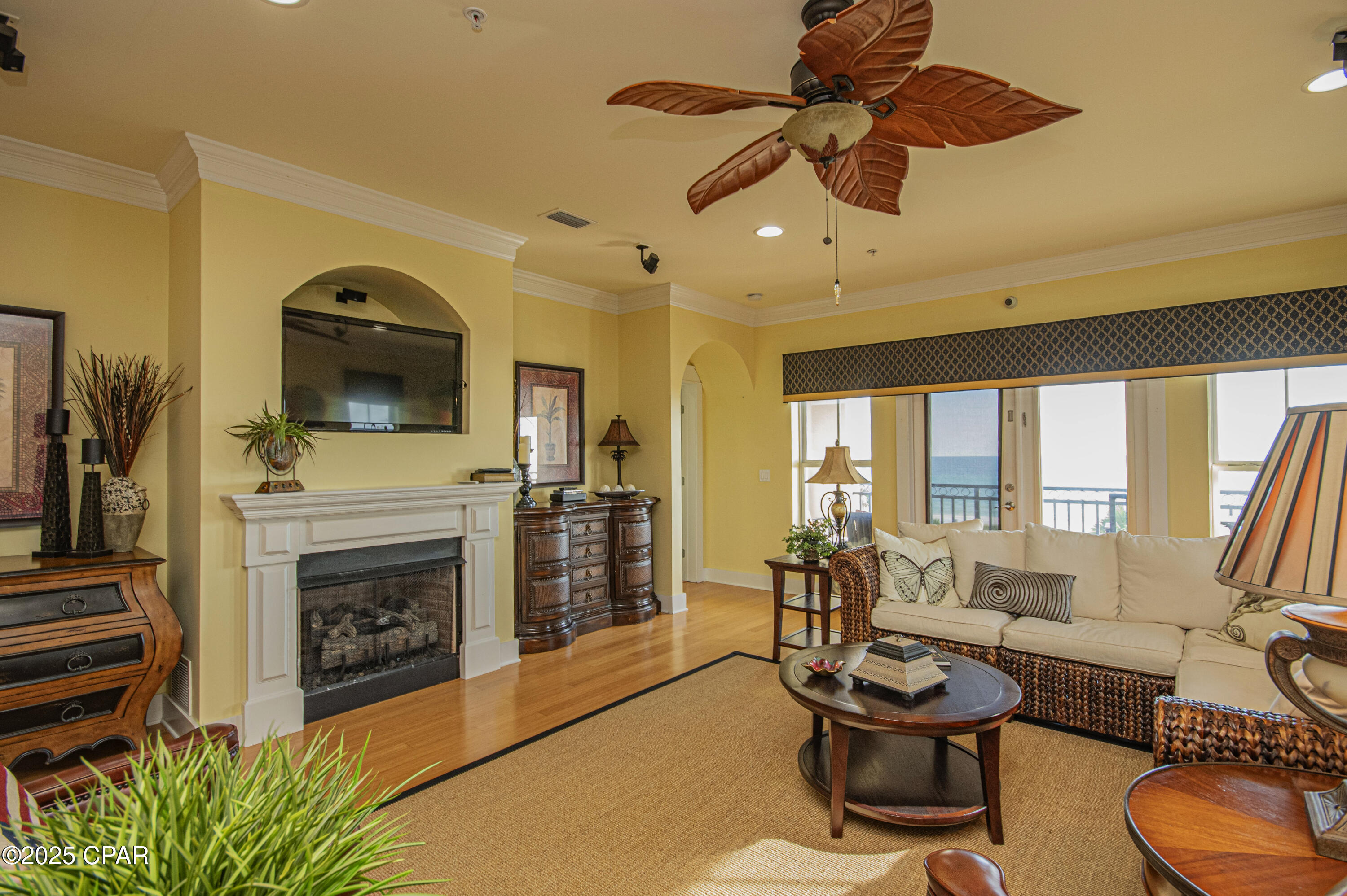 Image 32 For 13906 Front Beach Road A