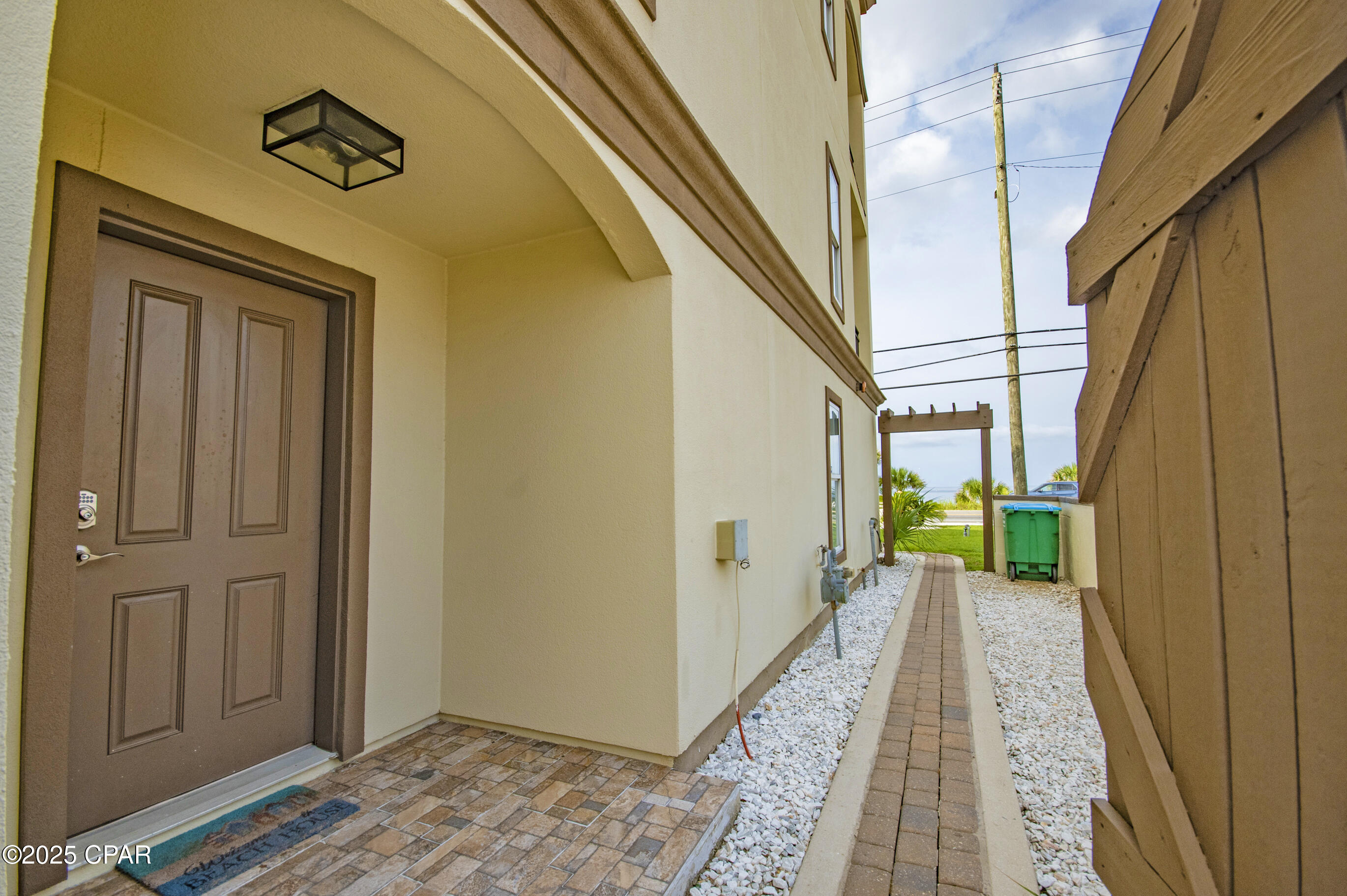 Image 30 For 13906 Front Beach Road B