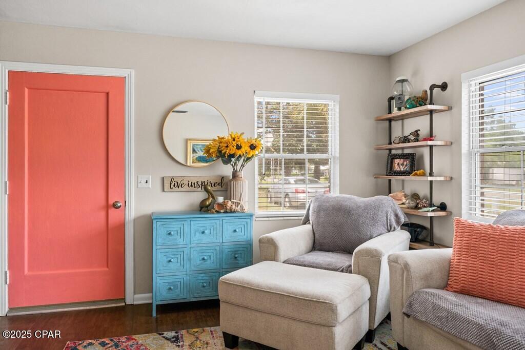 Image 11 For 1802 Garrison Avenue