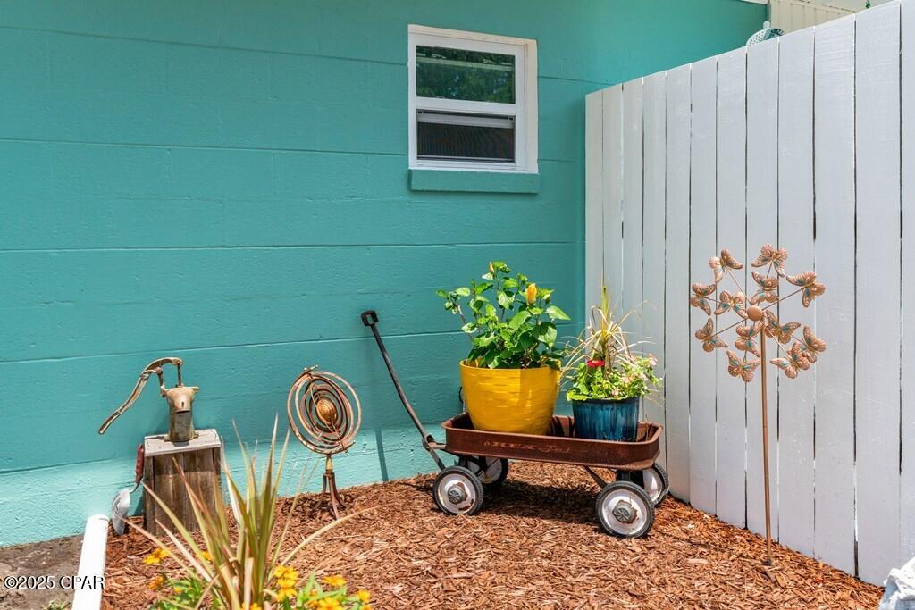 Image 30 For 1802 Garrison Avenue