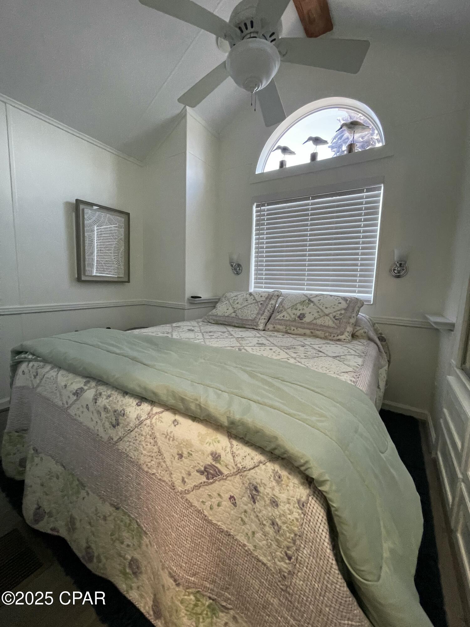 Image 15 For 1219 Thomas  203