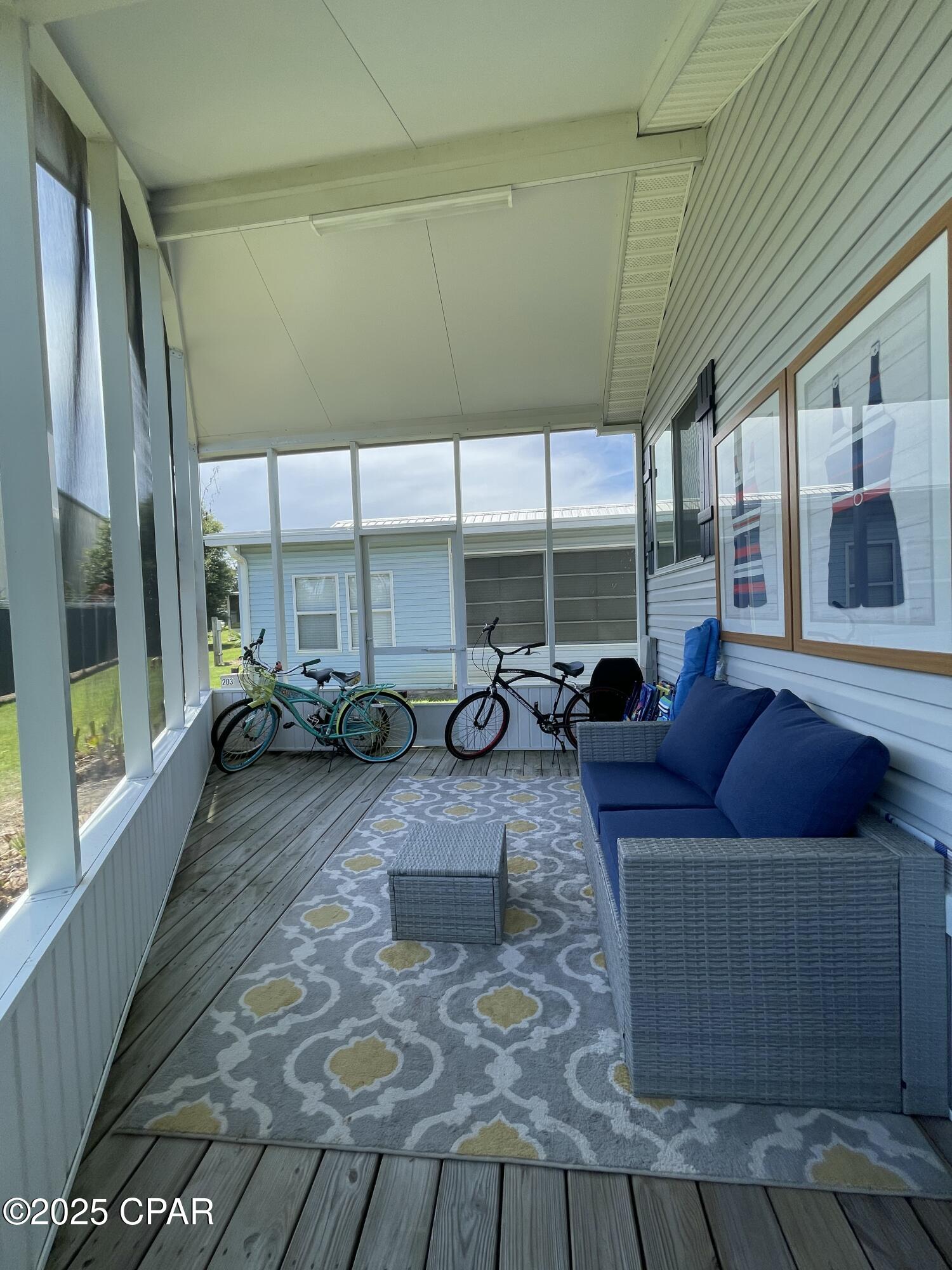 Image 26 For 1219 Thomas  203