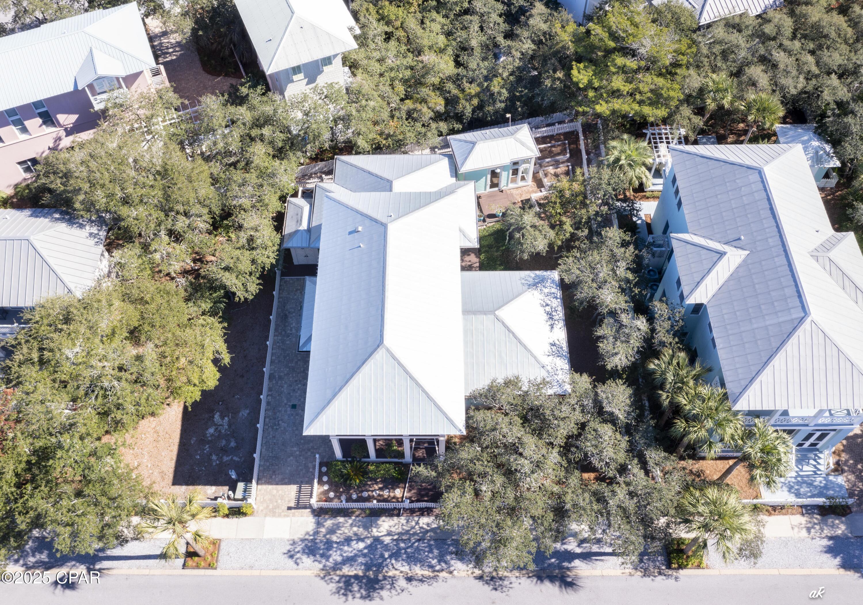 Listing photo id 51 for 209 Dunecrest Lane