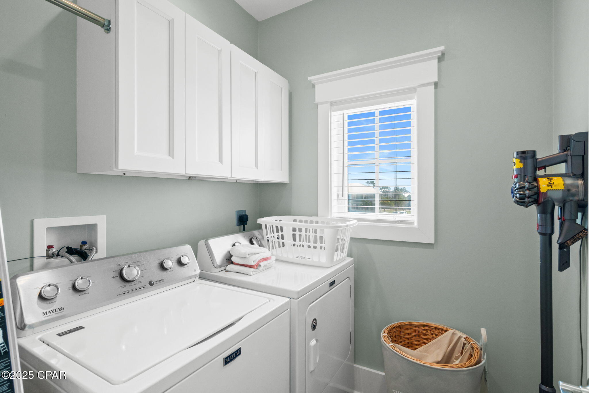 Image 20 For 225 Cord Grass Way