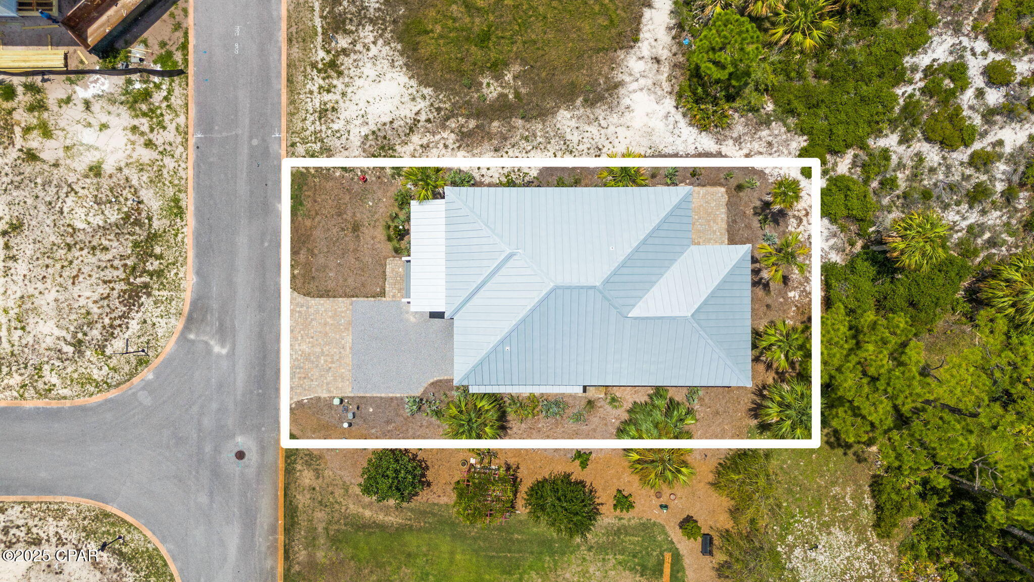 Image 48 For 225 Cord Grass Way