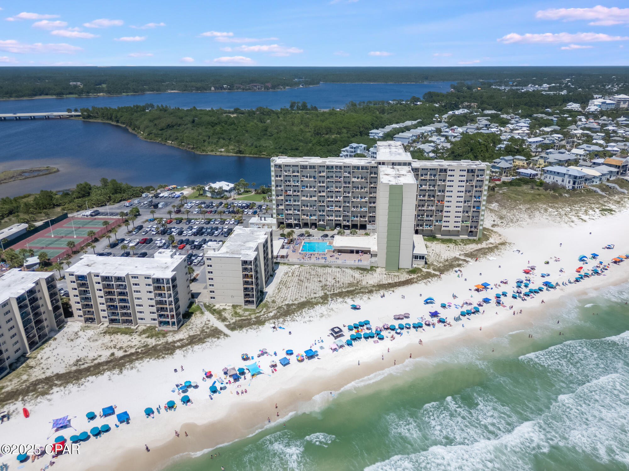 Listing photo id 42 for 23223 Front Beach Road 702