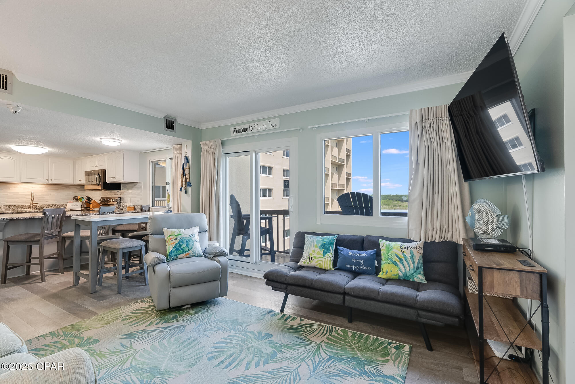 Listing photo id 6 for 23223 Front Beach Road 702