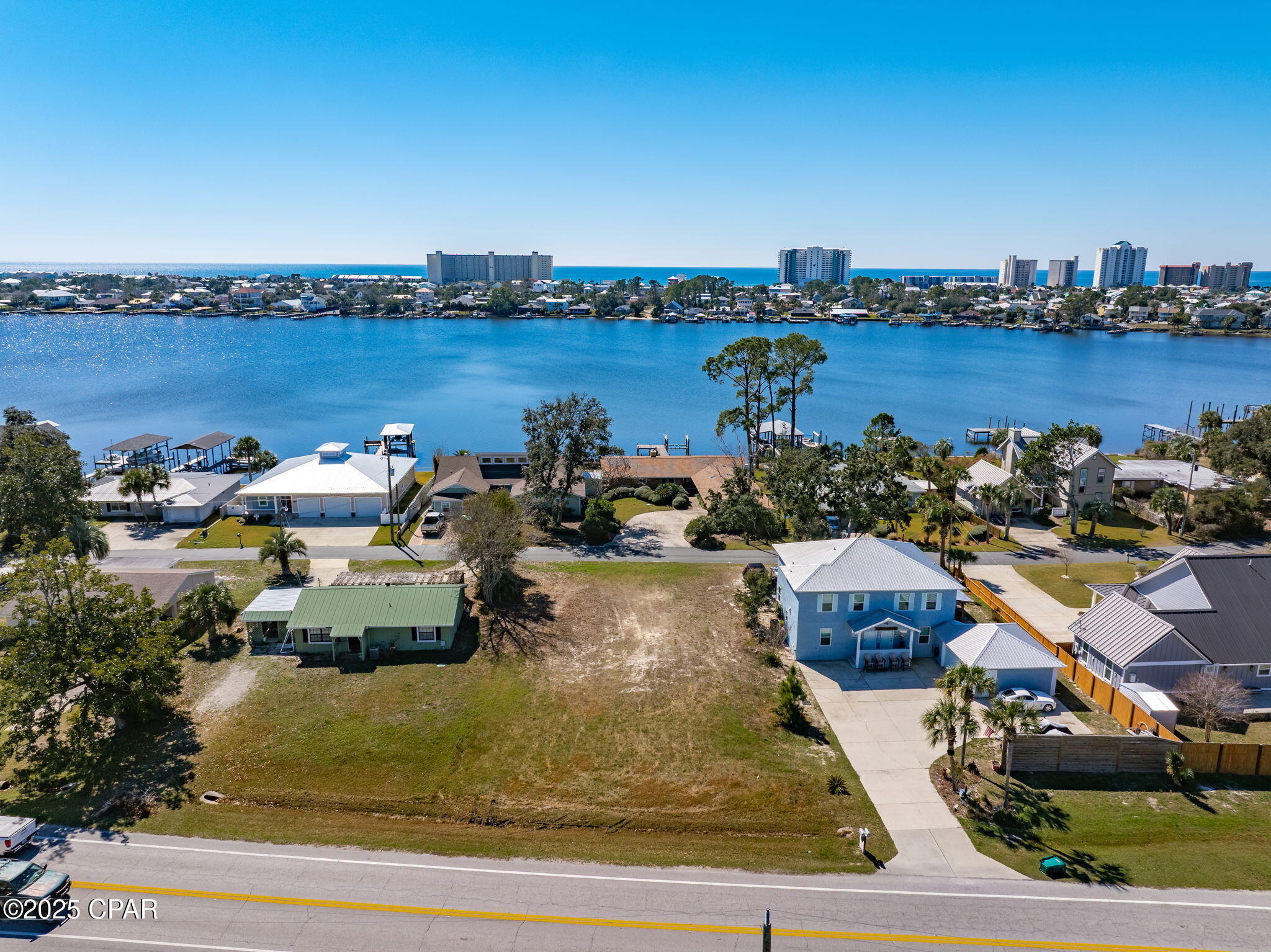 Image 5 For 6401 N Lagoon Drive