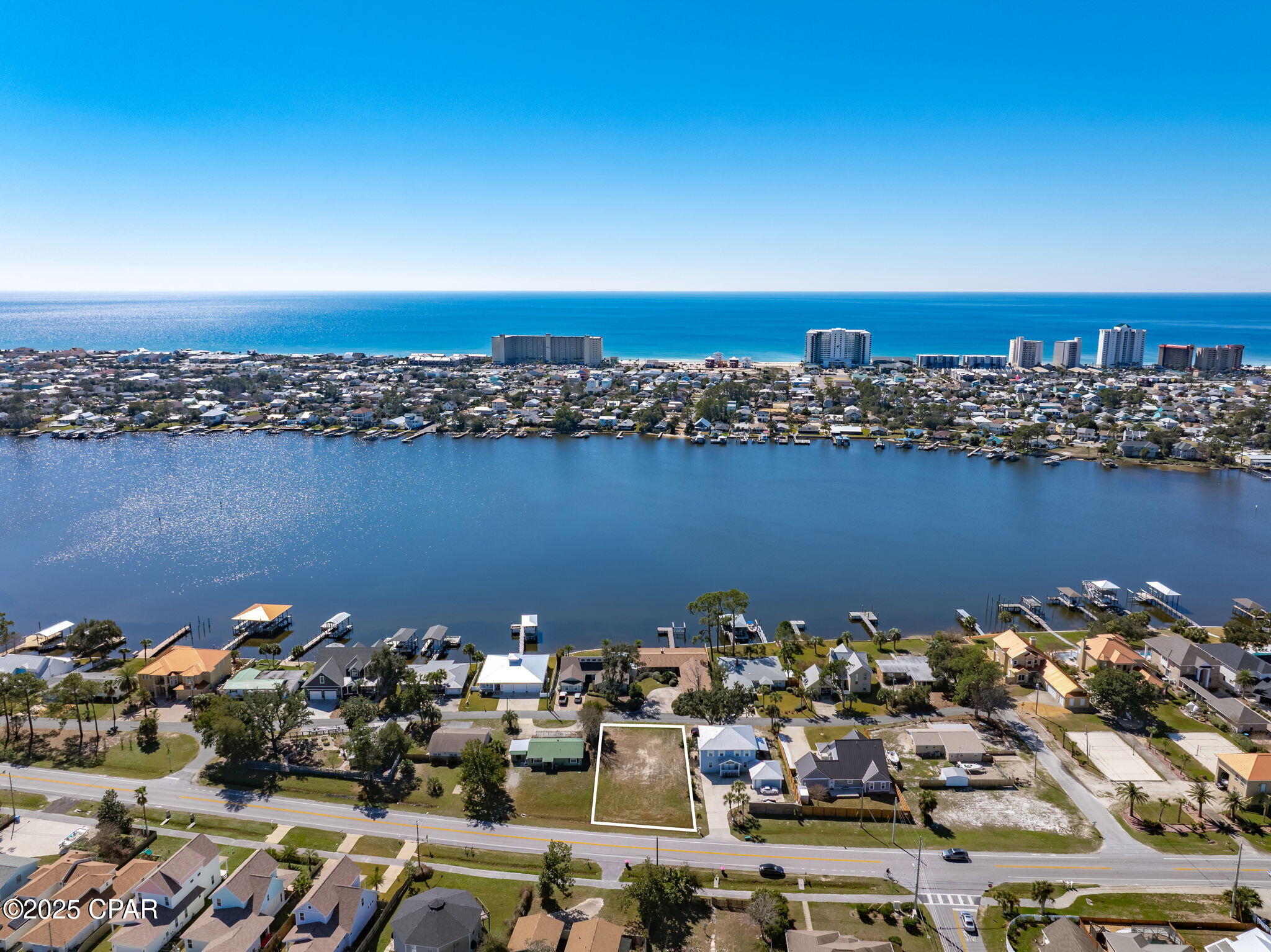 Image 6 For 6401 N Lagoon Drive