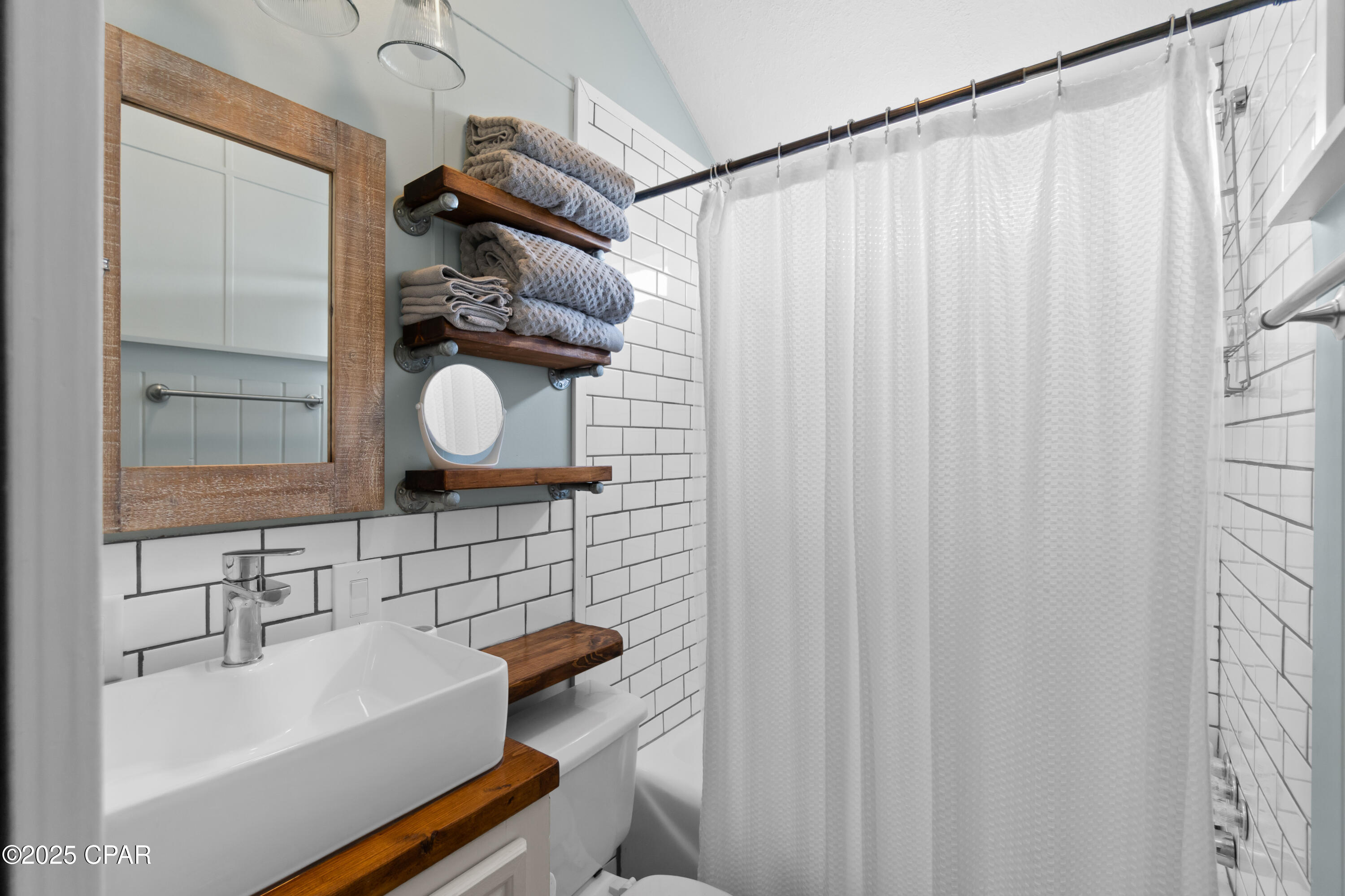 Image 21 For 1219 Thomas Drive 166