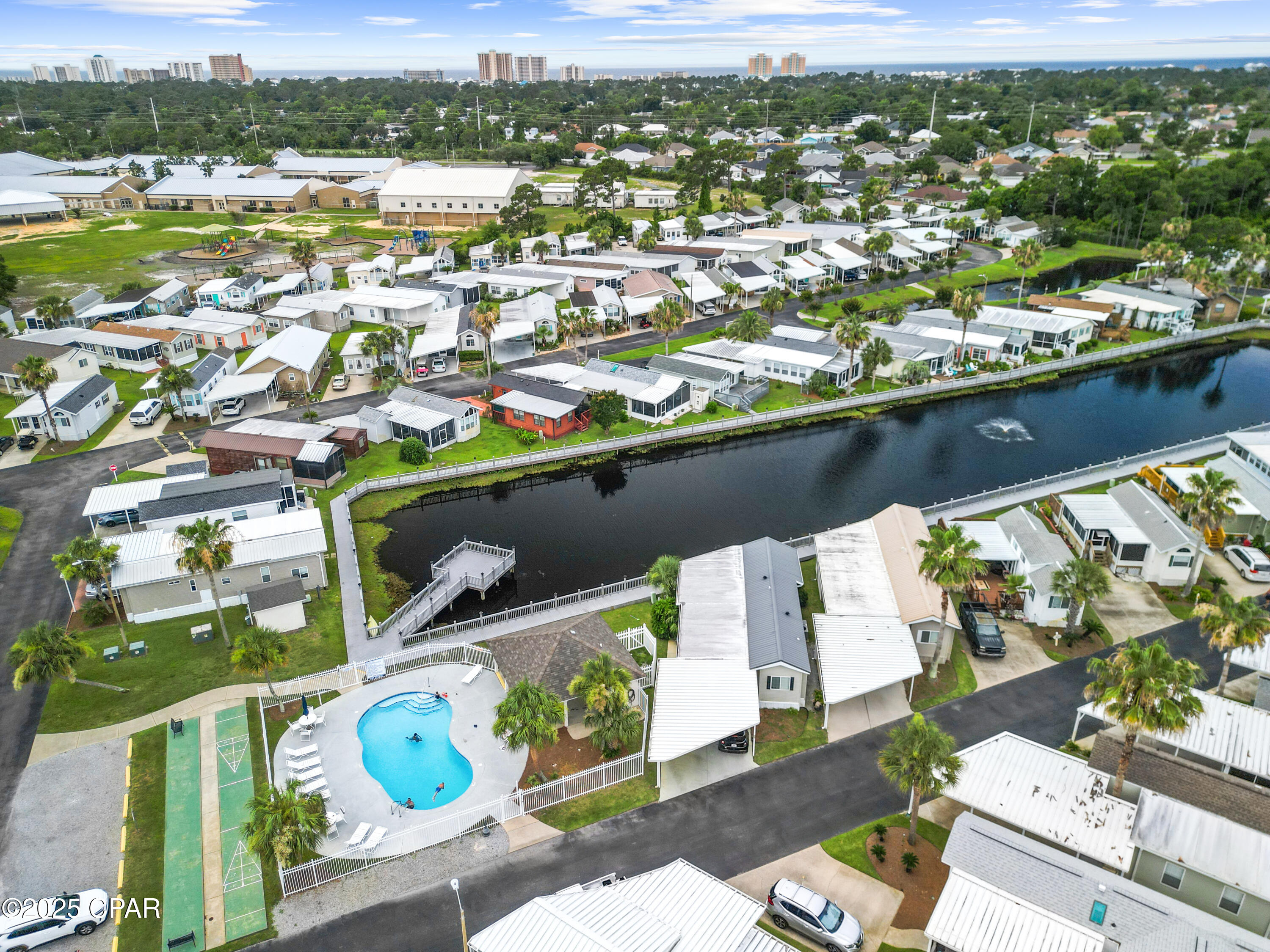 Image 32 For 1219 Thomas Drive 166