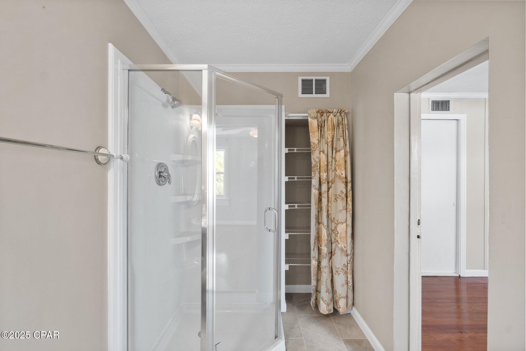 Image 27 For 2200 9th Street