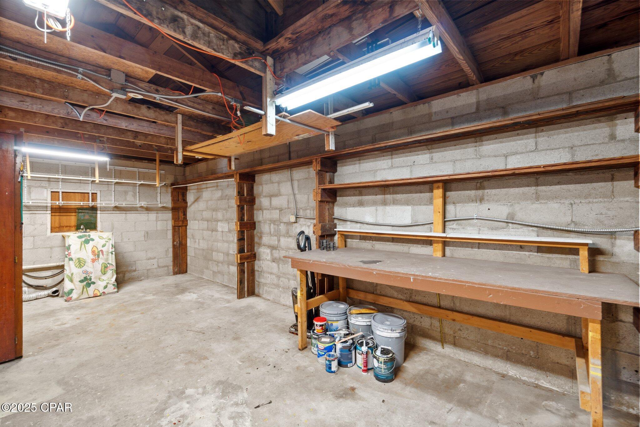 Image 33 For 2200 9th Street