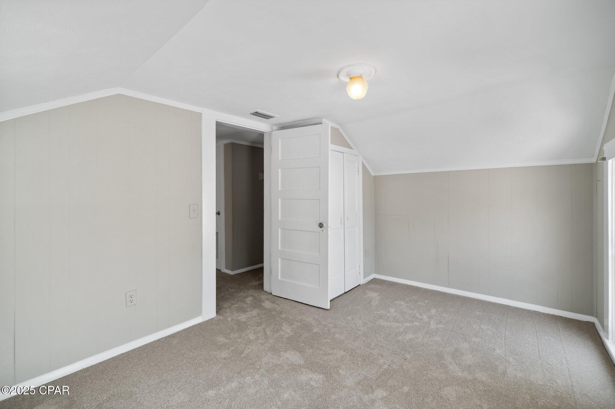 Image 37 For 2200 9th Street