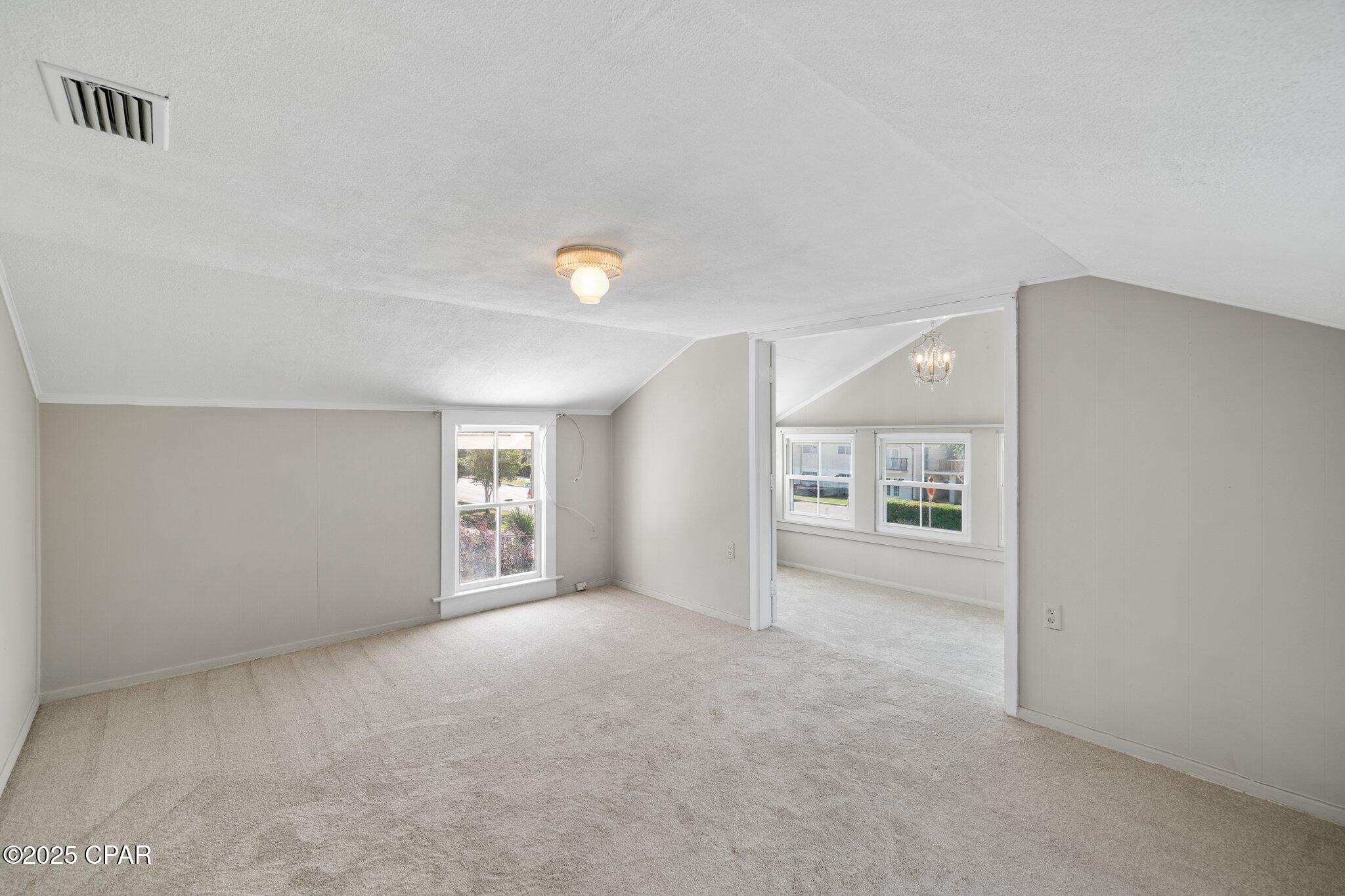 Image 41 For 2200 9th Street