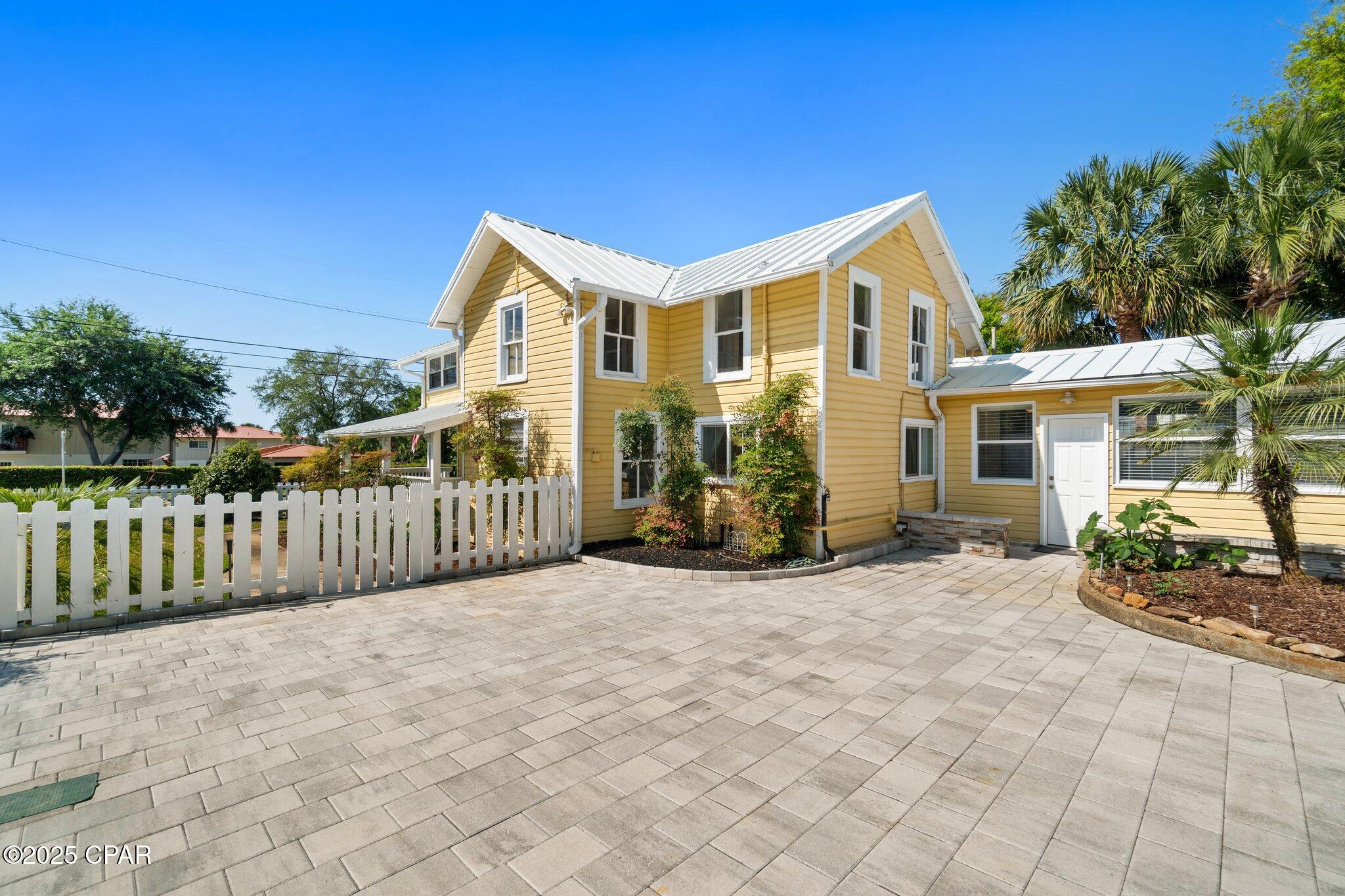 Image 8 For 2200 9th Street