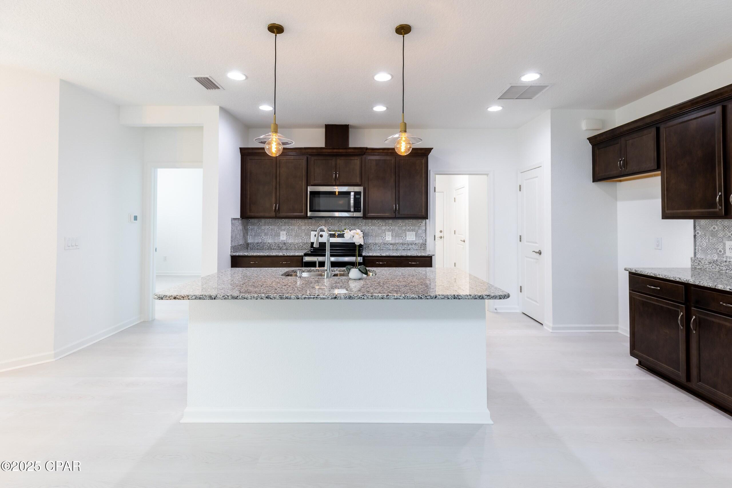 Image 5 For 9254 Cool Breeze Drive