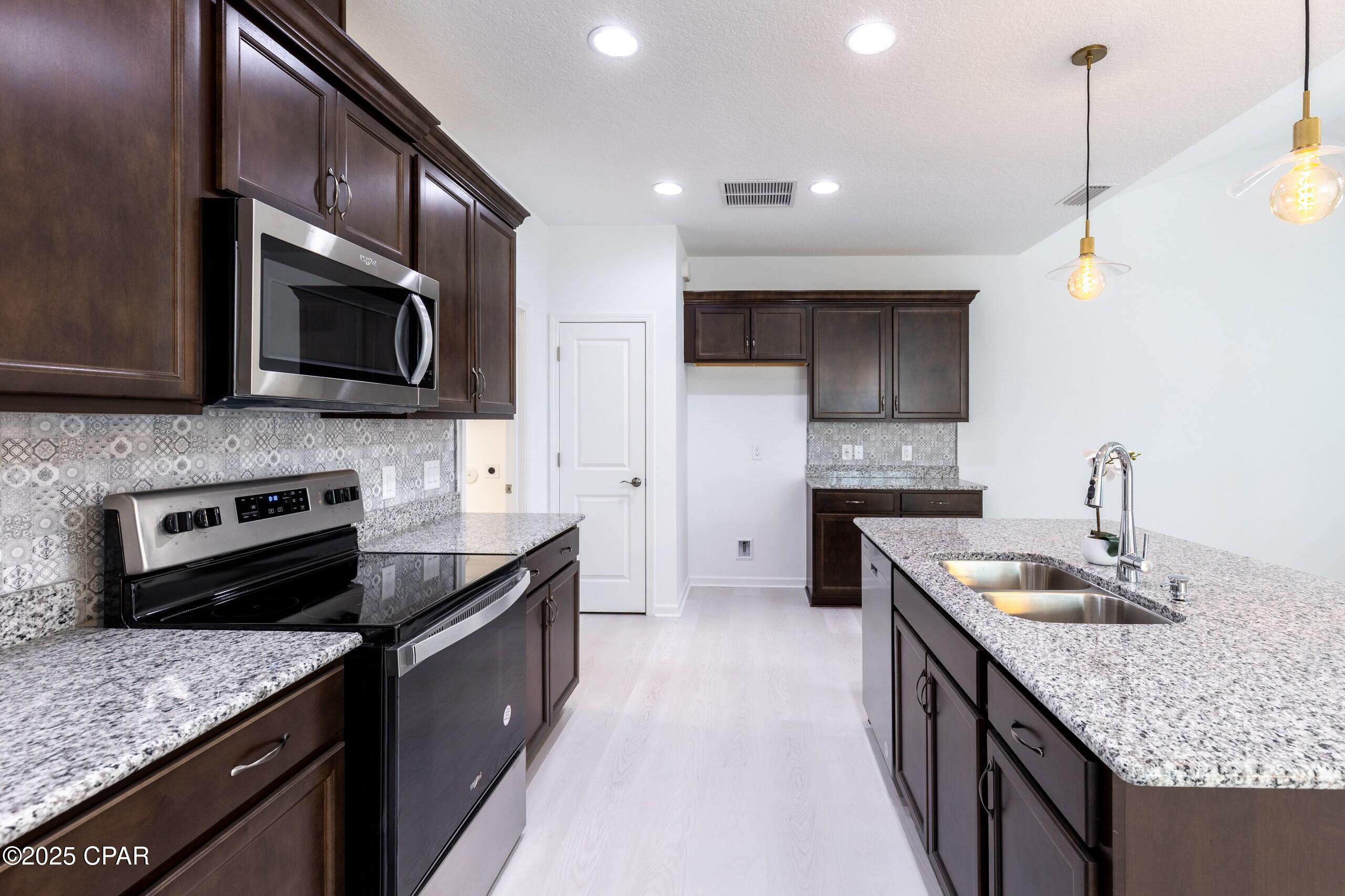 Image 6 For 9254 Cool Breeze Drive