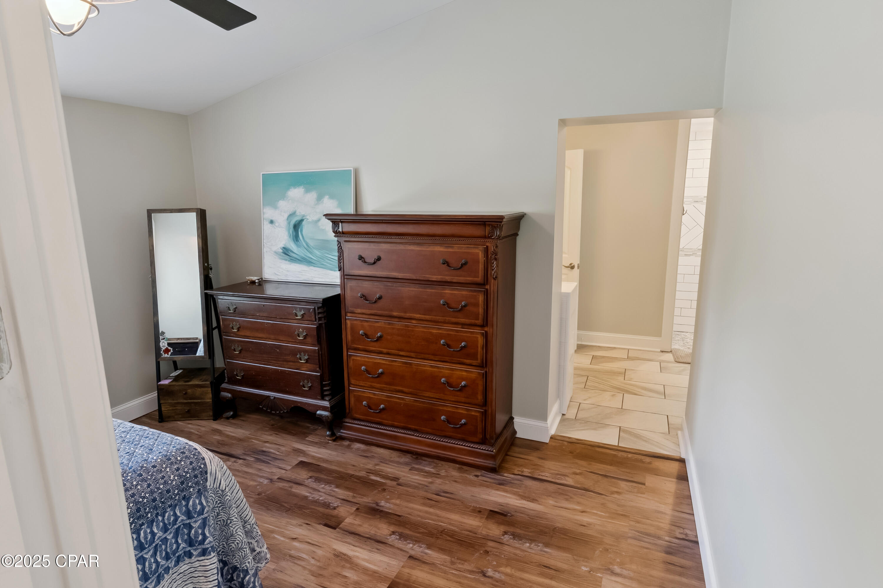 Image 21 For 605 2nd Place