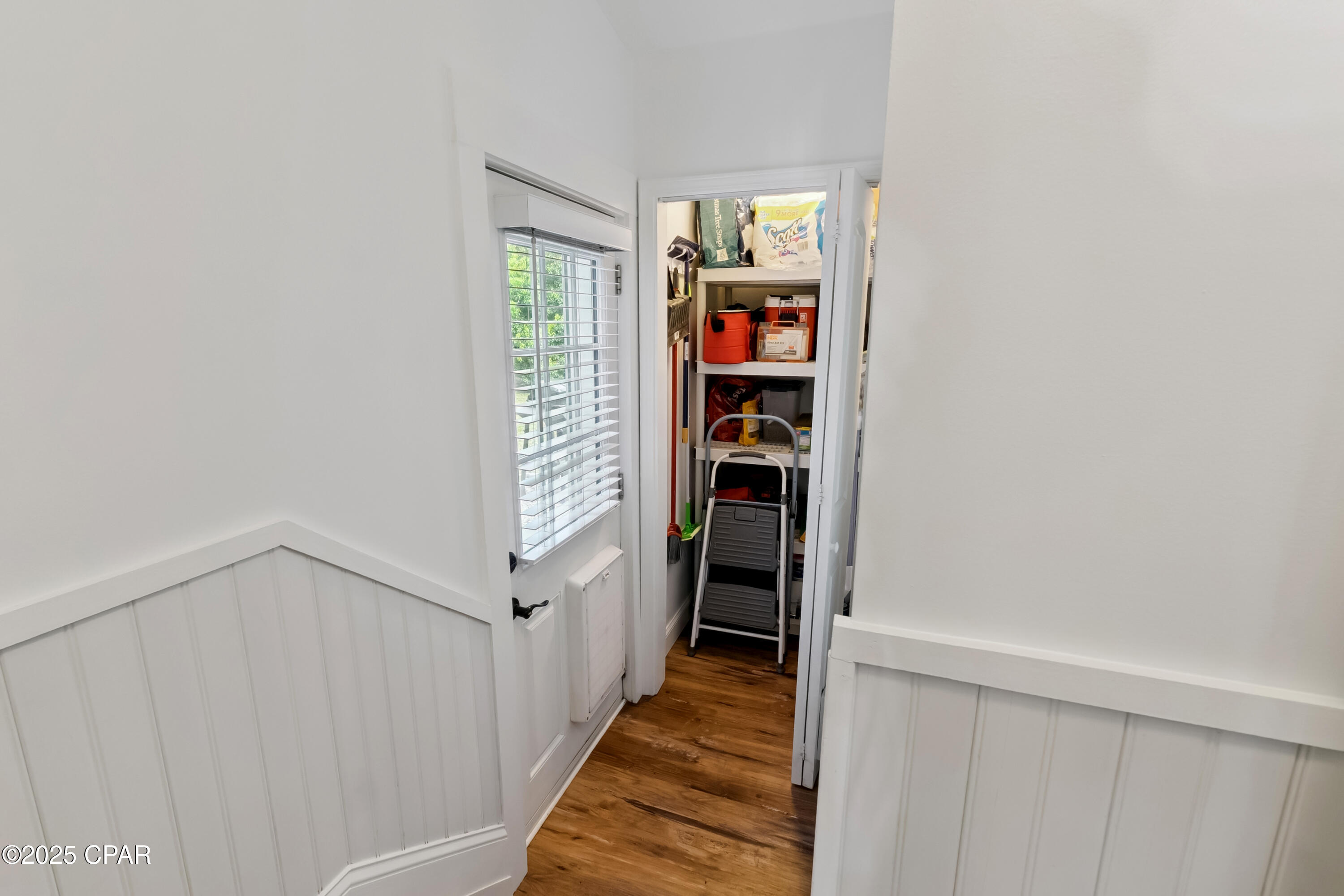 Image 22 For 605 2nd Place