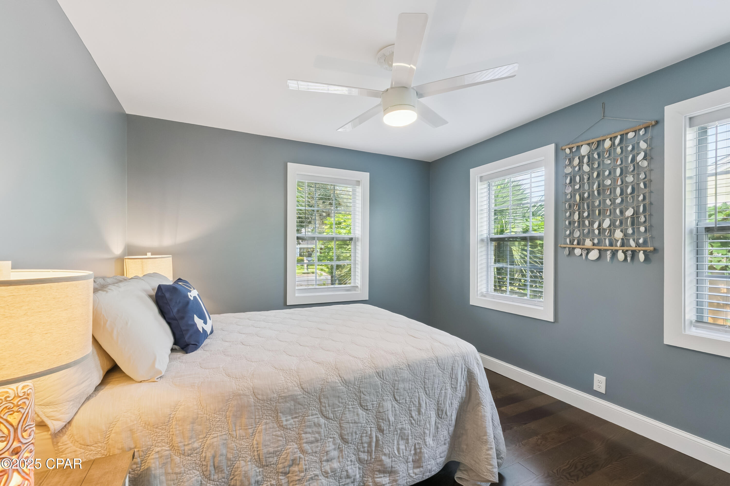 Image 25 For 605 2nd Place