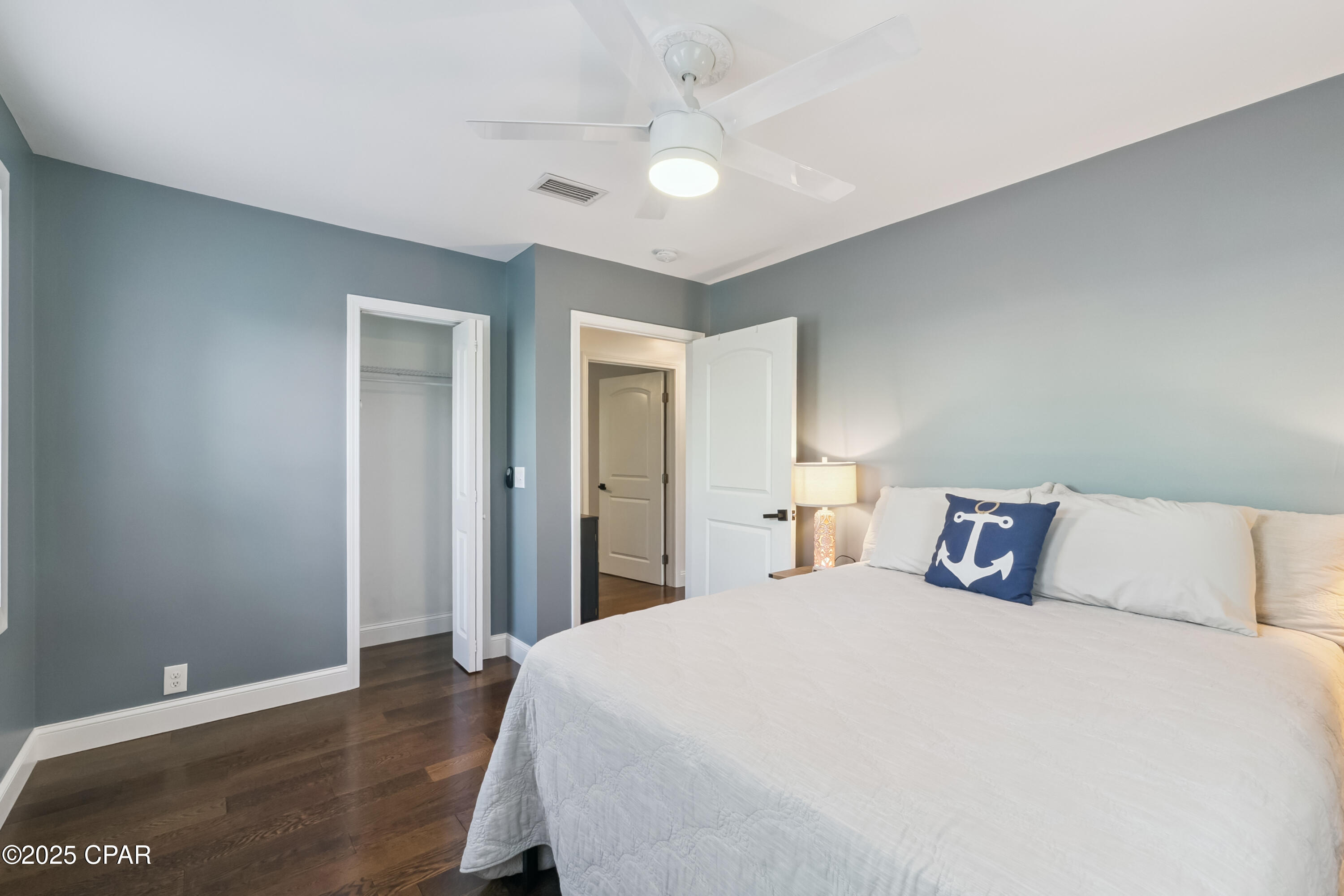 Image 26 For 605 2nd Place