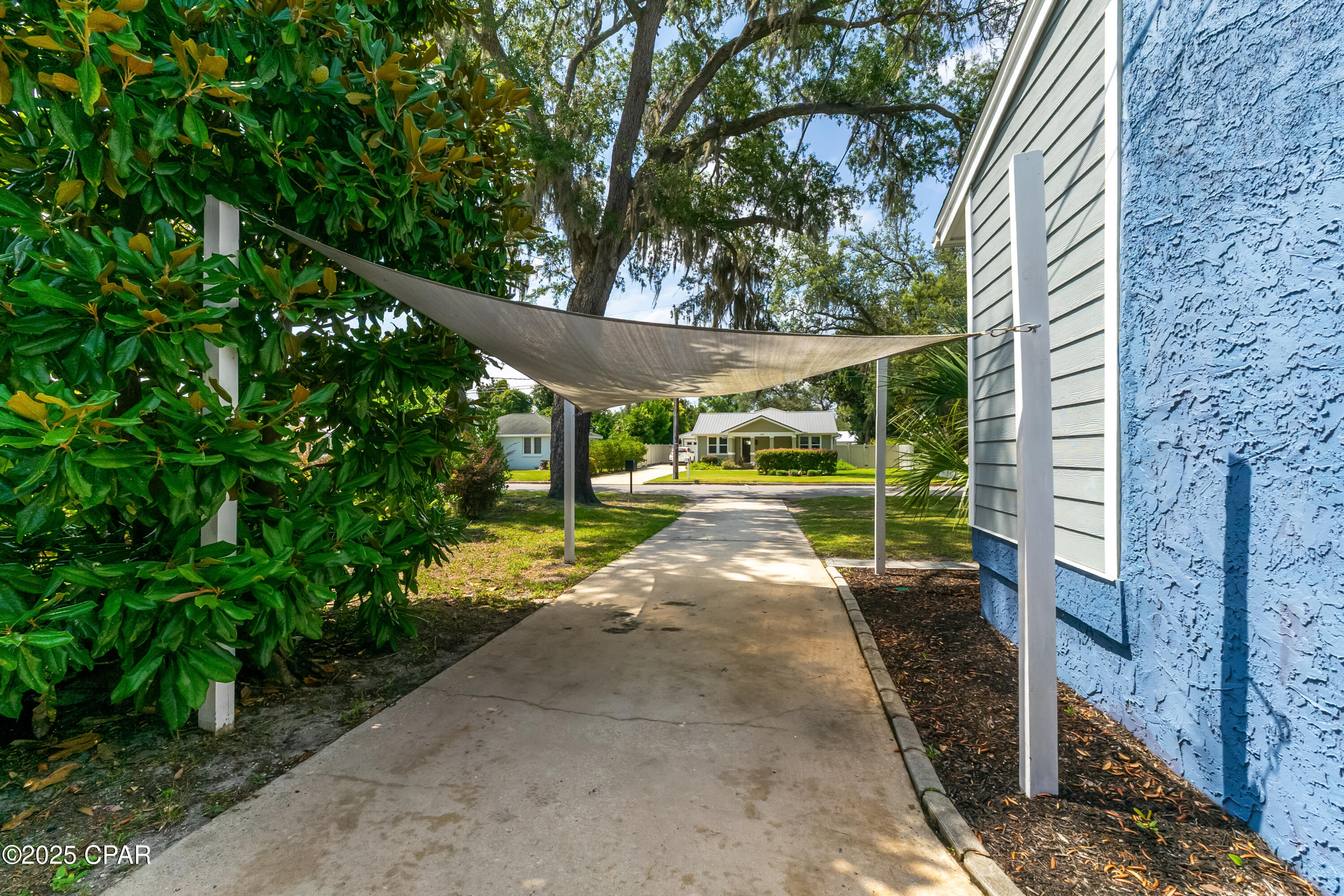 Image 37 For 605 2nd Place