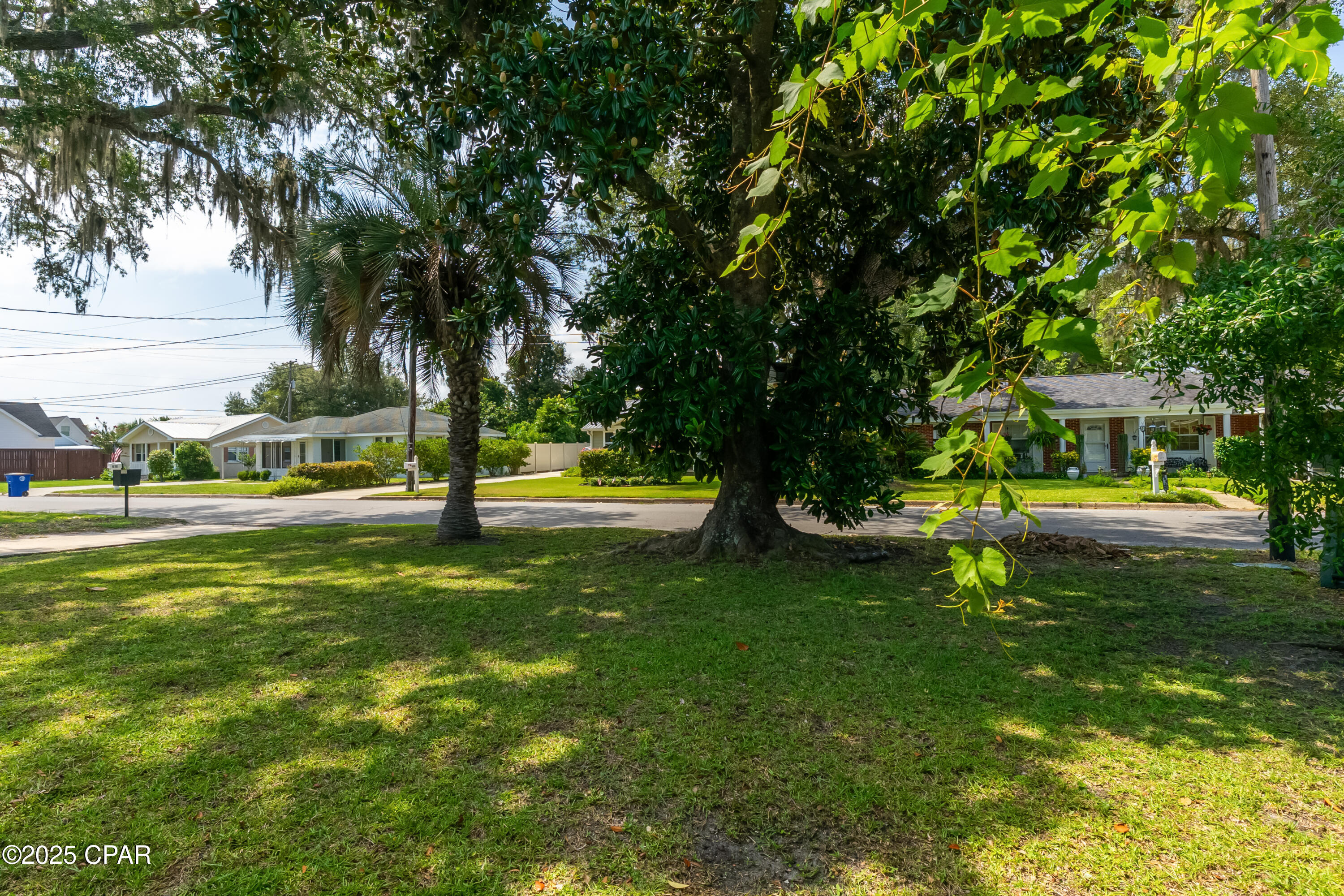 Image 38 For 605 2nd Place