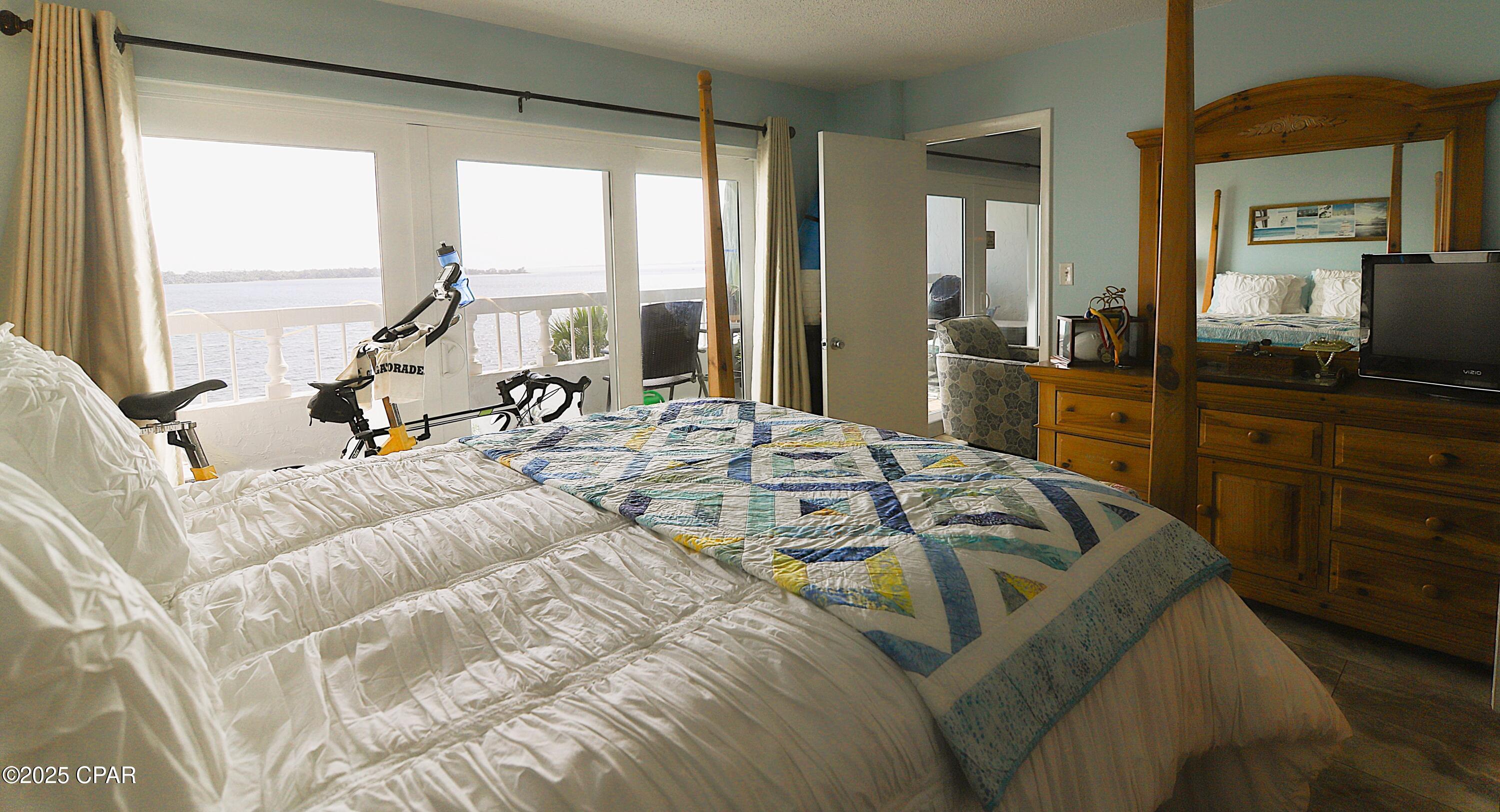 Image 16 For 100 Cherry Street 405