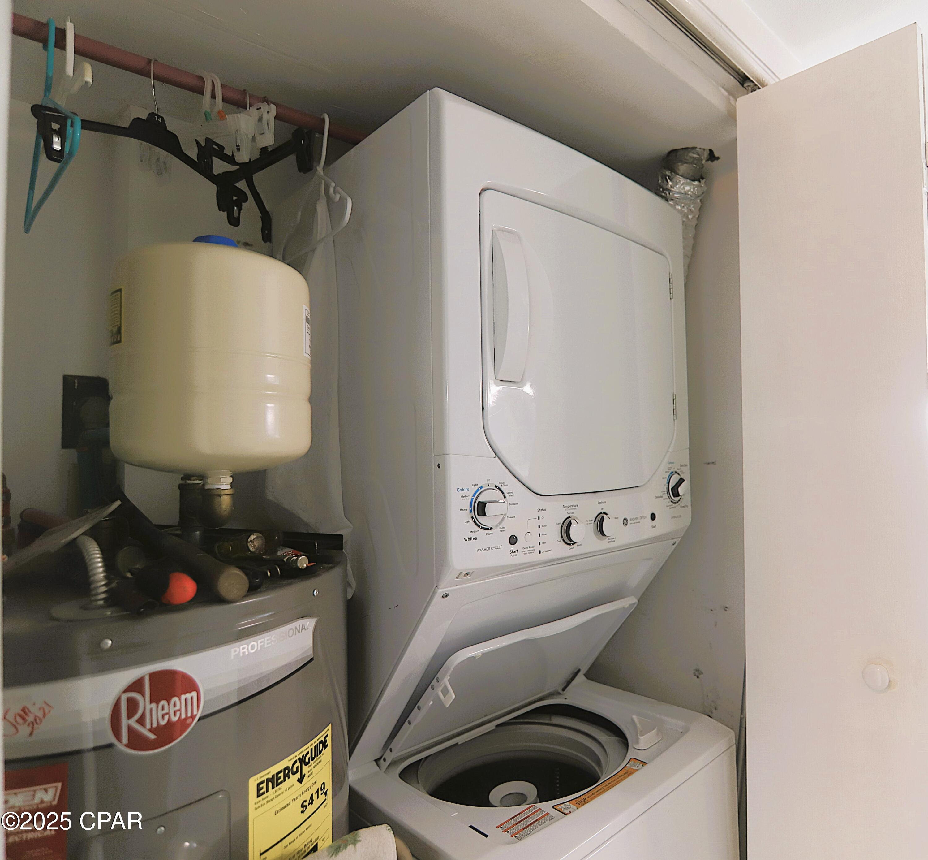 Image 18 For 100 Cherry Street 405