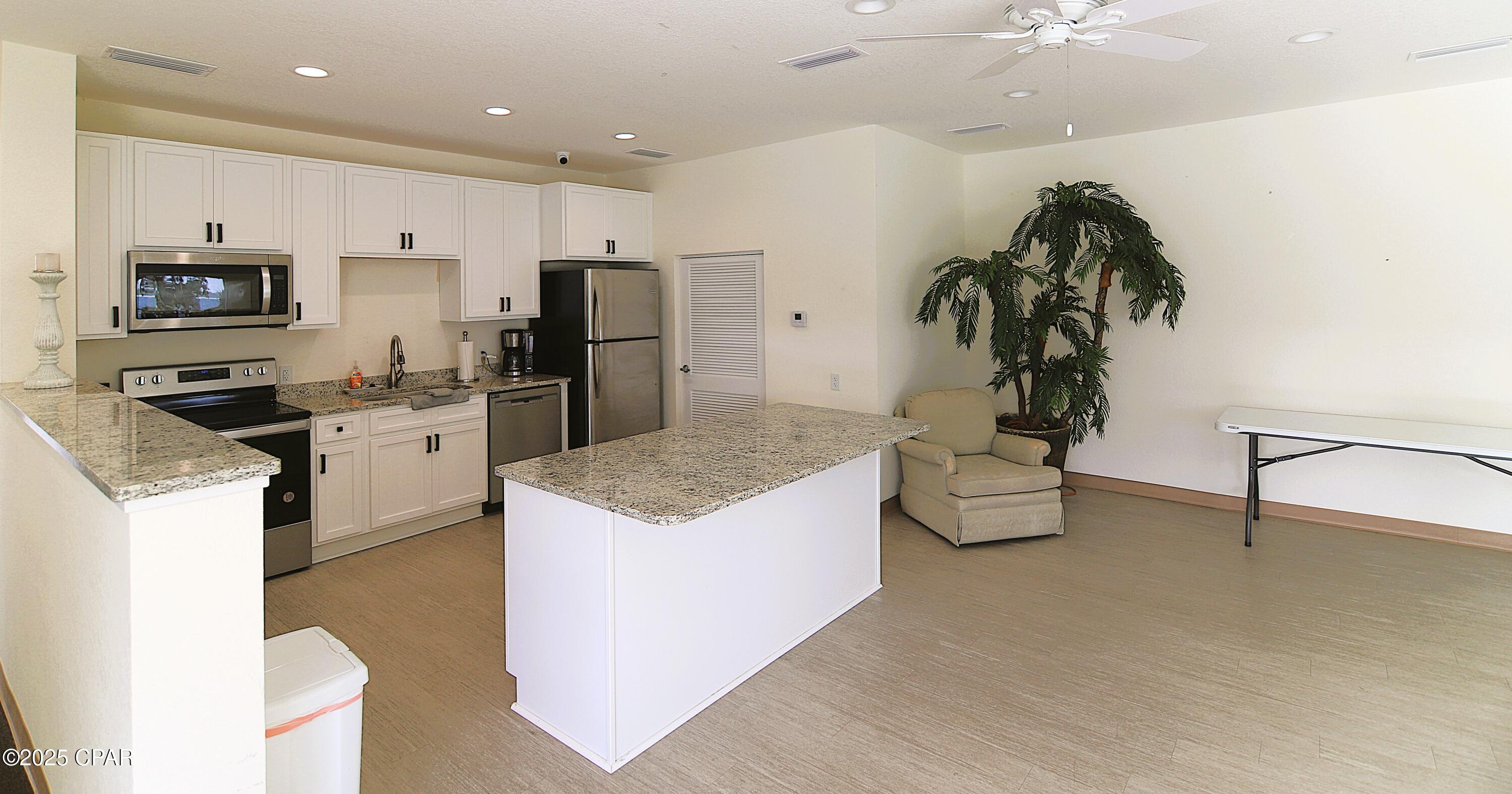 Image 30 For 100 Cherry Street 405