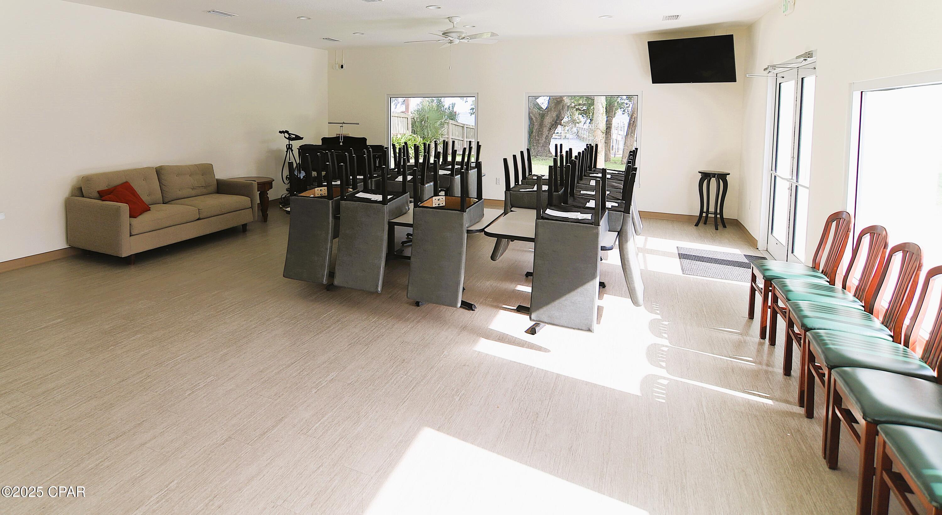 Image 31 For 100 Cherry Street 405