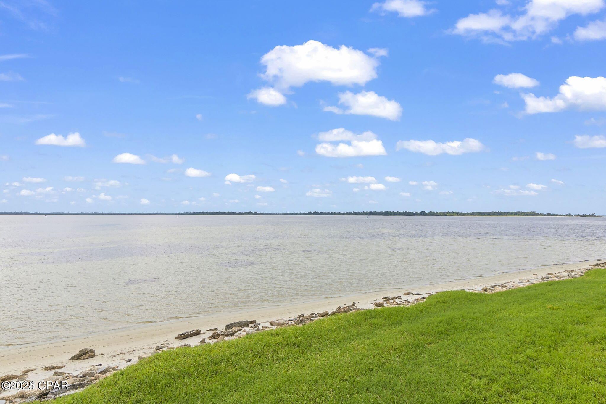 Image 38 For 100 Cherry Street 405