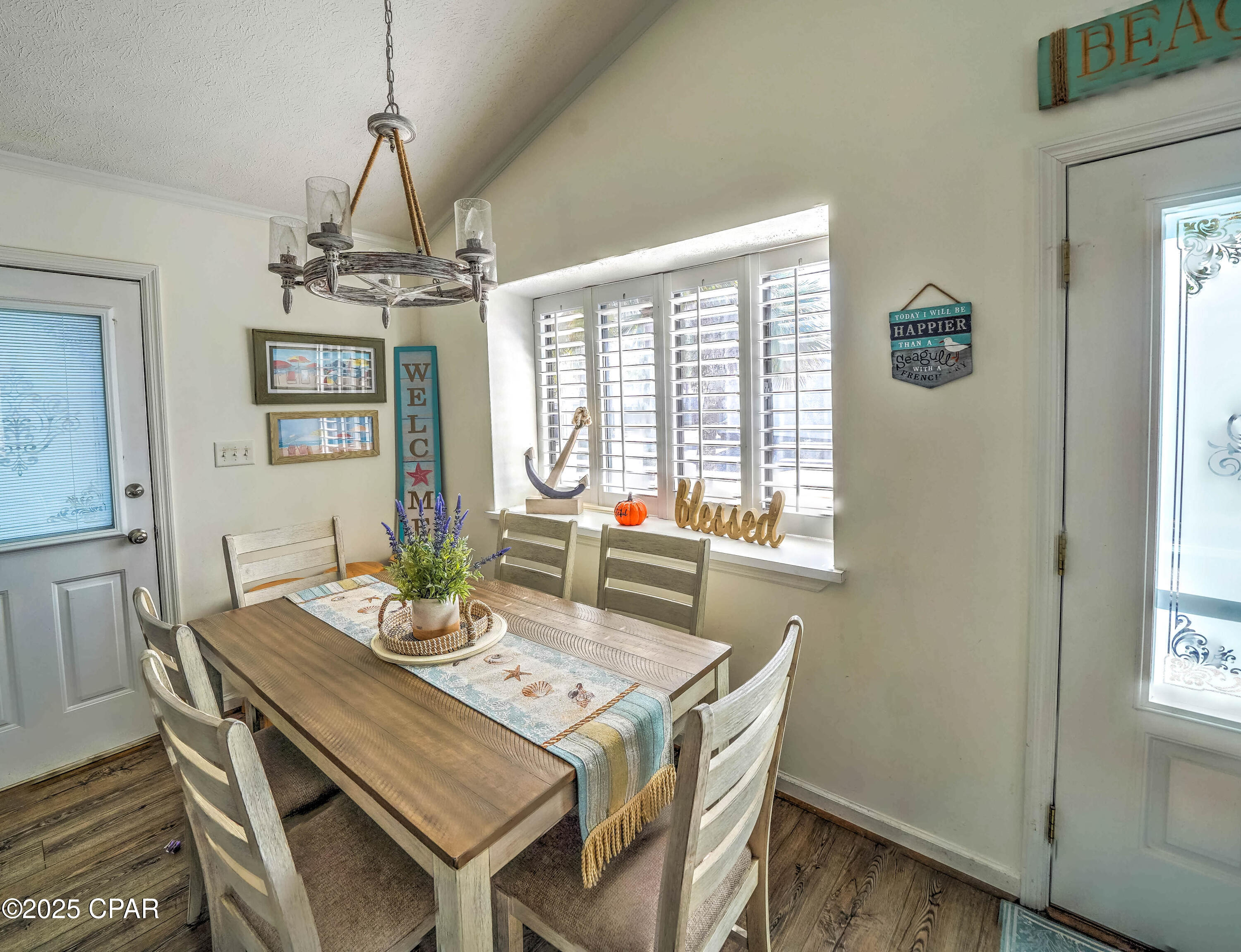 Image 13 For 219 Squid Lane