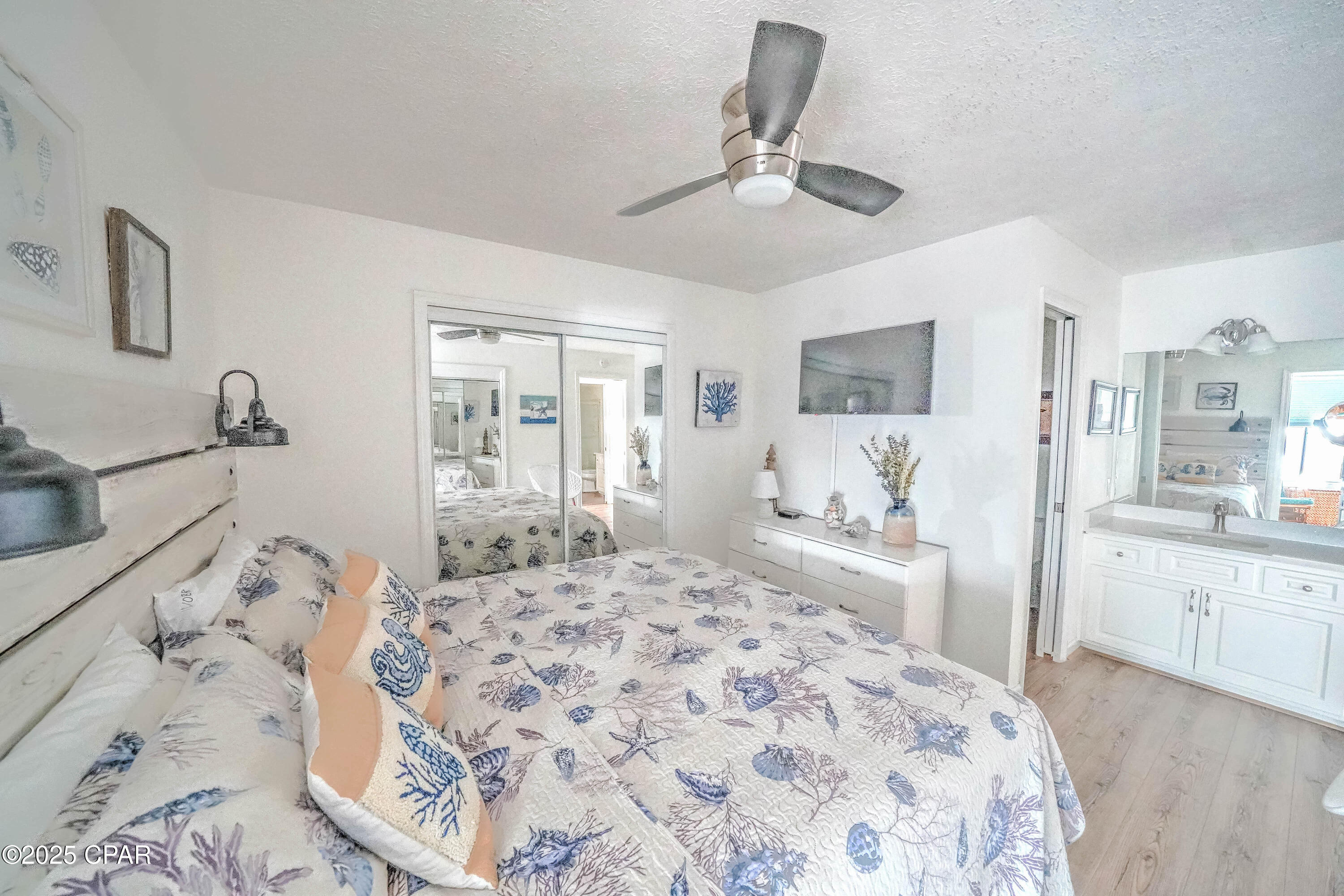 Image 16 For 219 Squid Lane