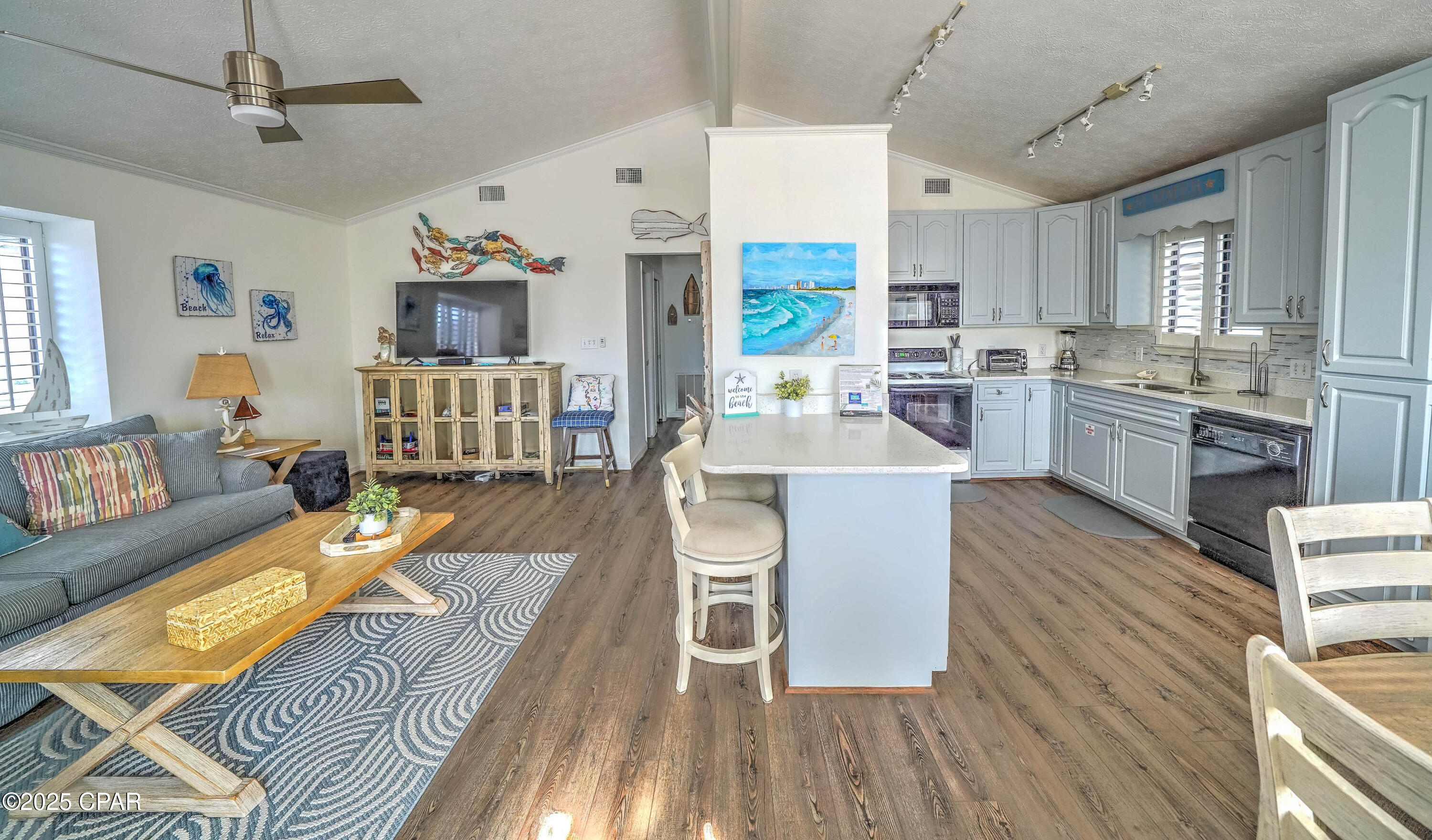 Image 2 For 219 Squid Lane