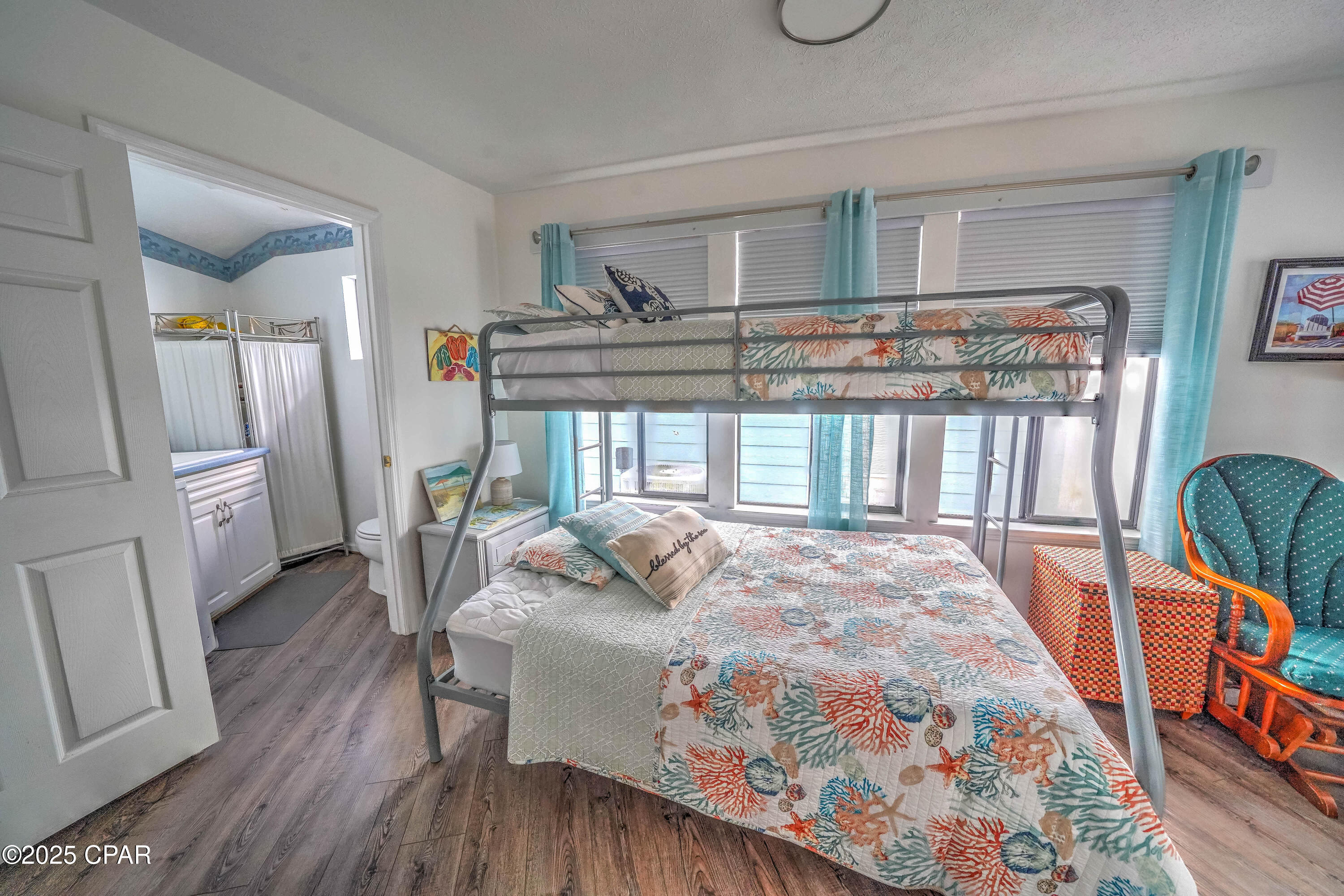 Image 31 For 219 Squid Lane