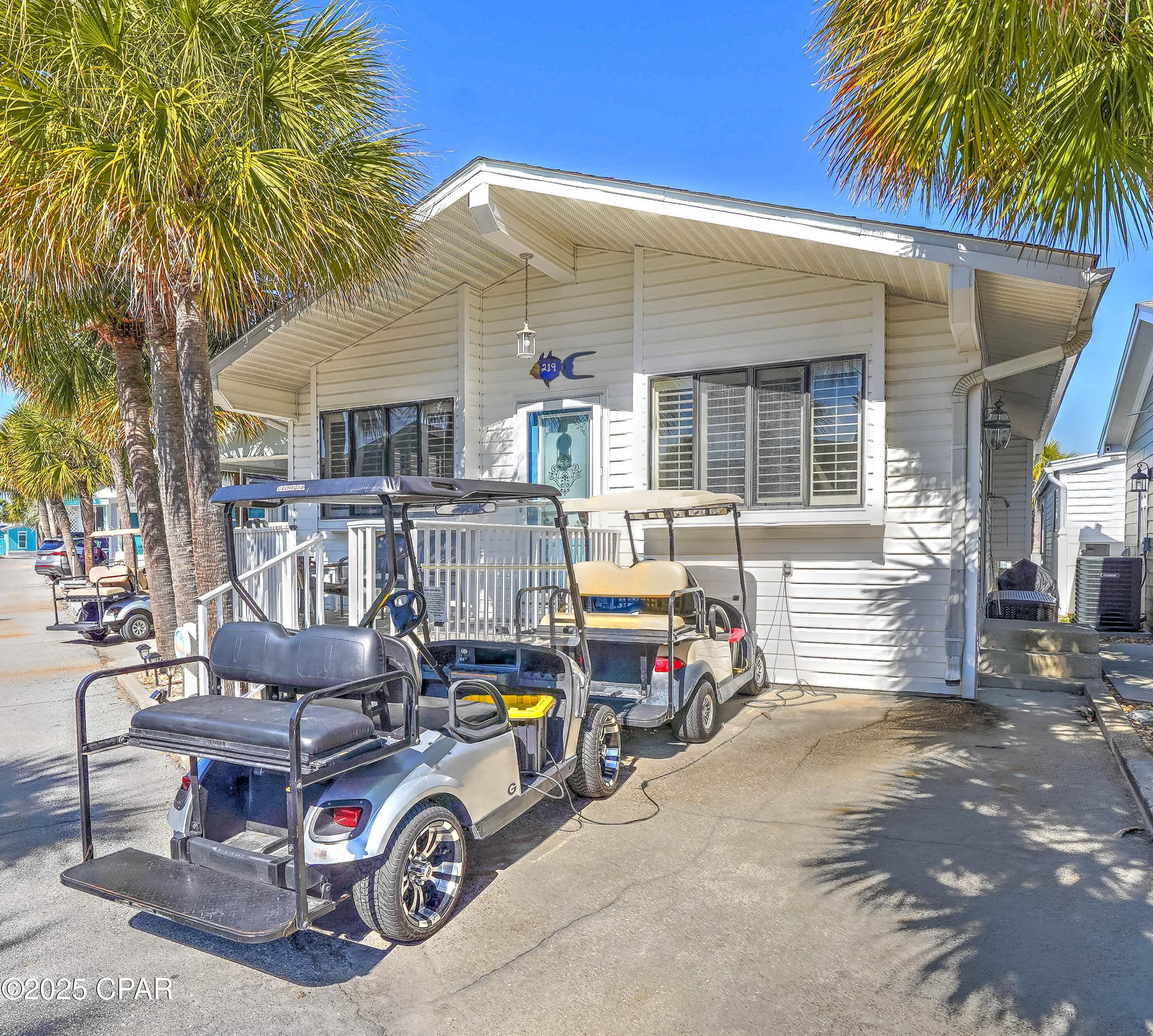 Image 39 For 219 Squid Lane