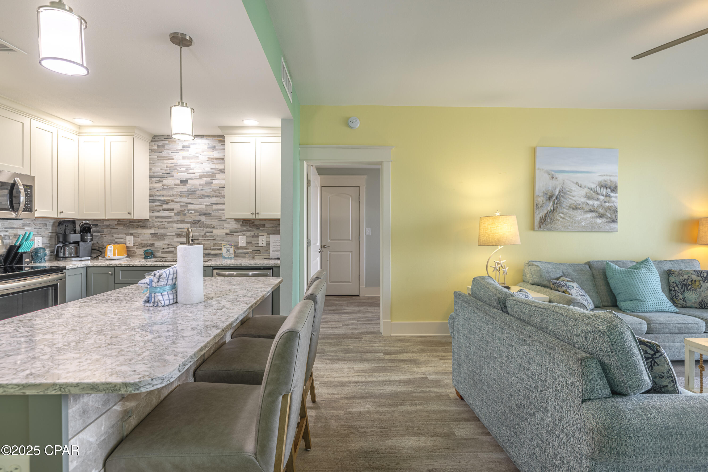 Image 14 For 9860 Thomas Drive 911