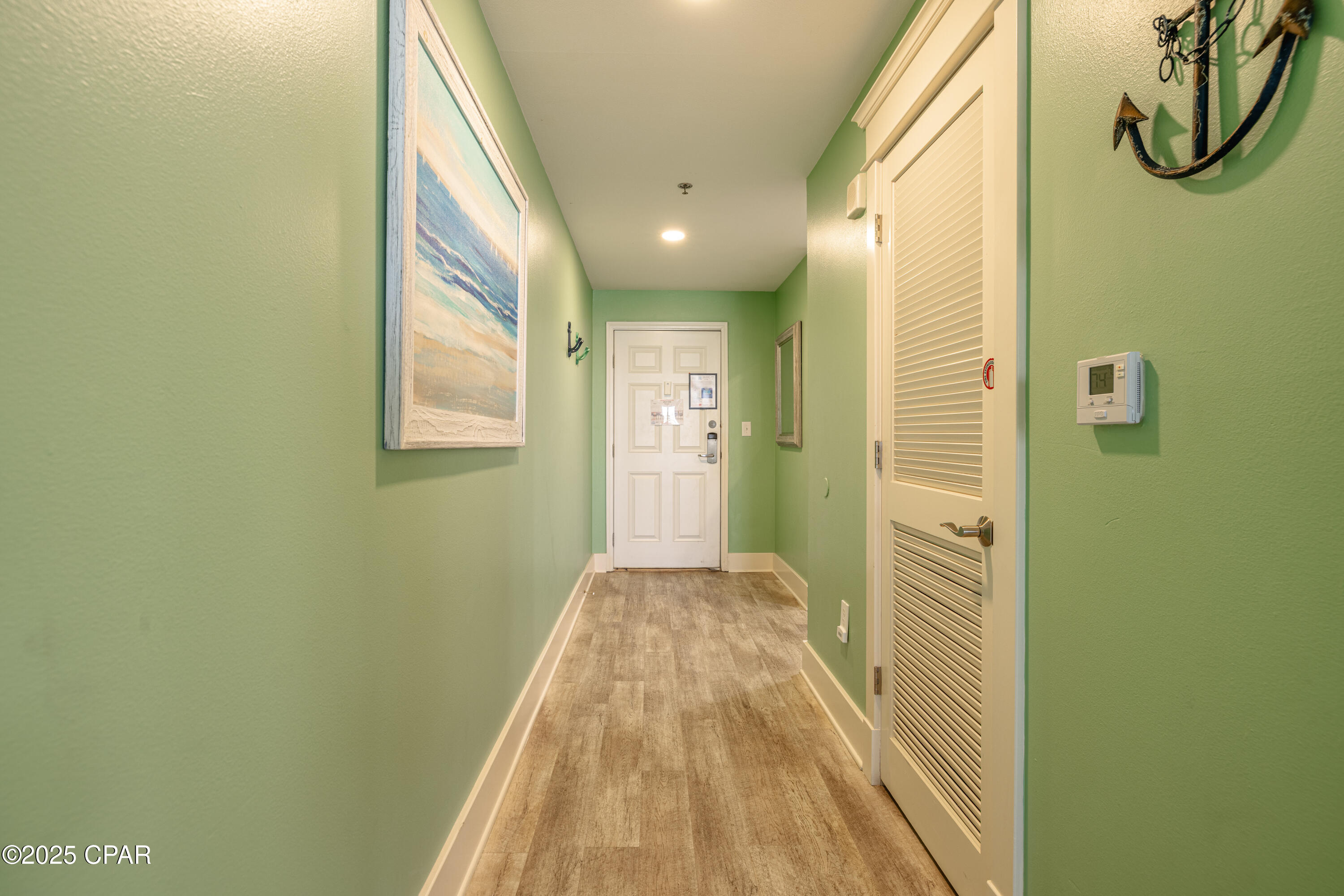 Image 24 For 9860 Thomas Drive 911