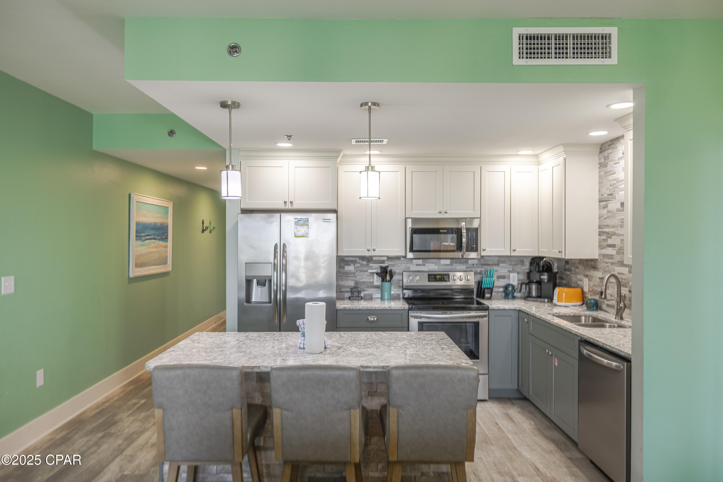 Image 46 For 9860 Thomas Drive 911