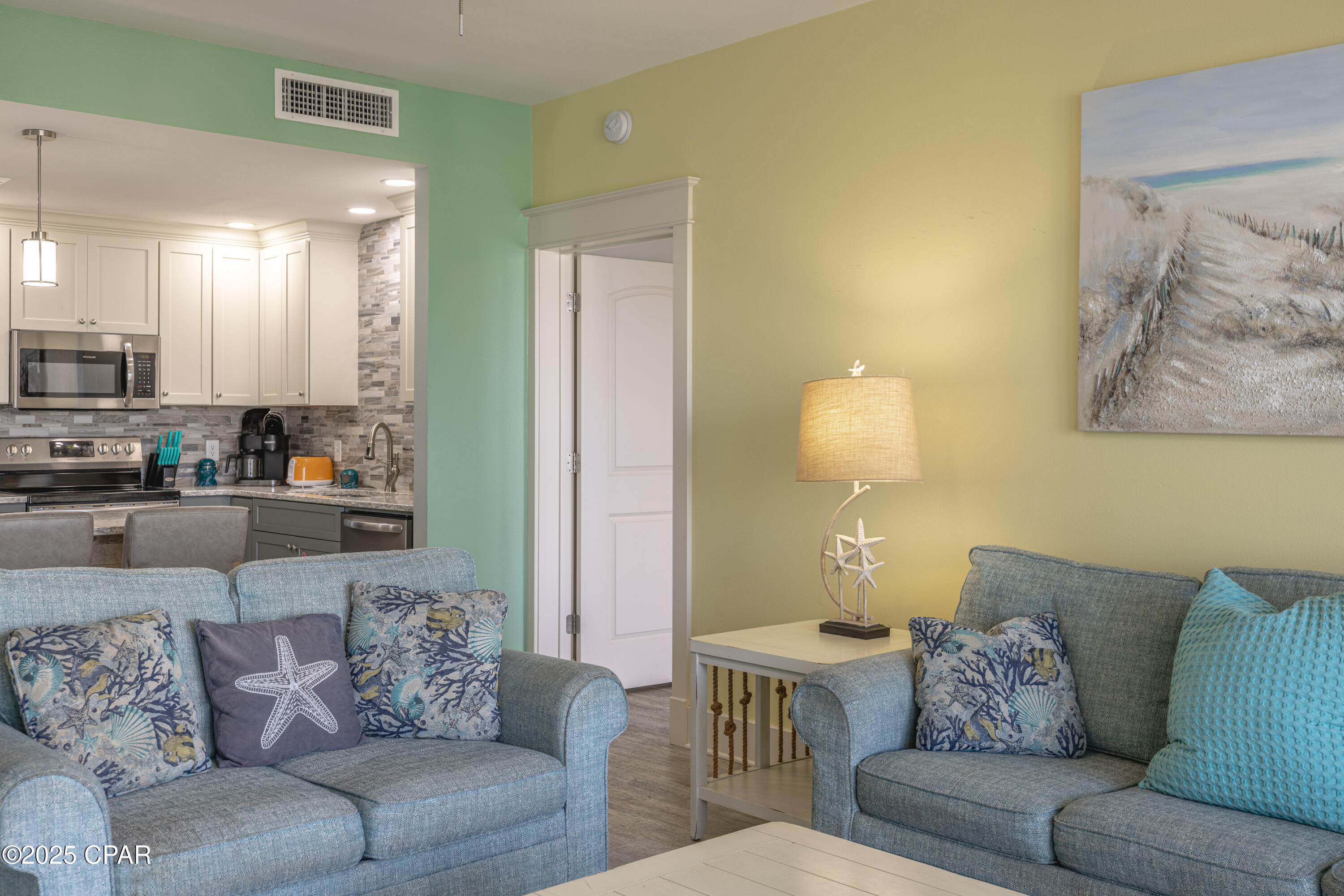 Image 5 For 9860 Thomas Drive 911