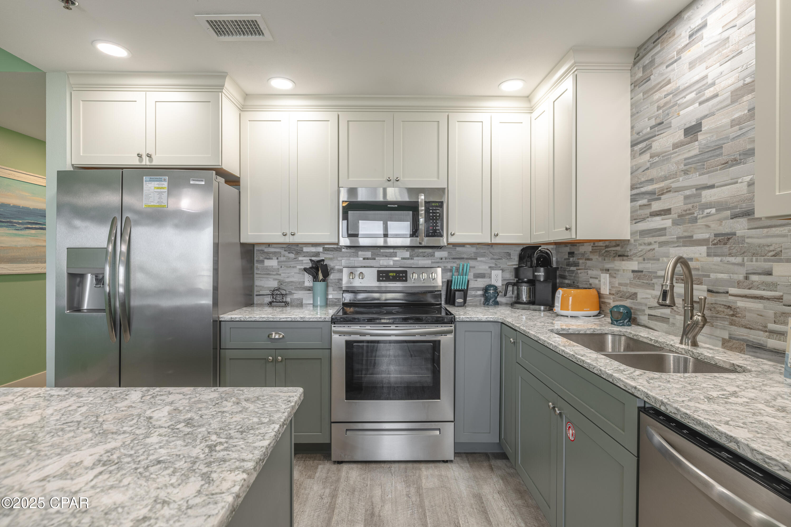 Image 56 For 9860 Thomas Drive 911