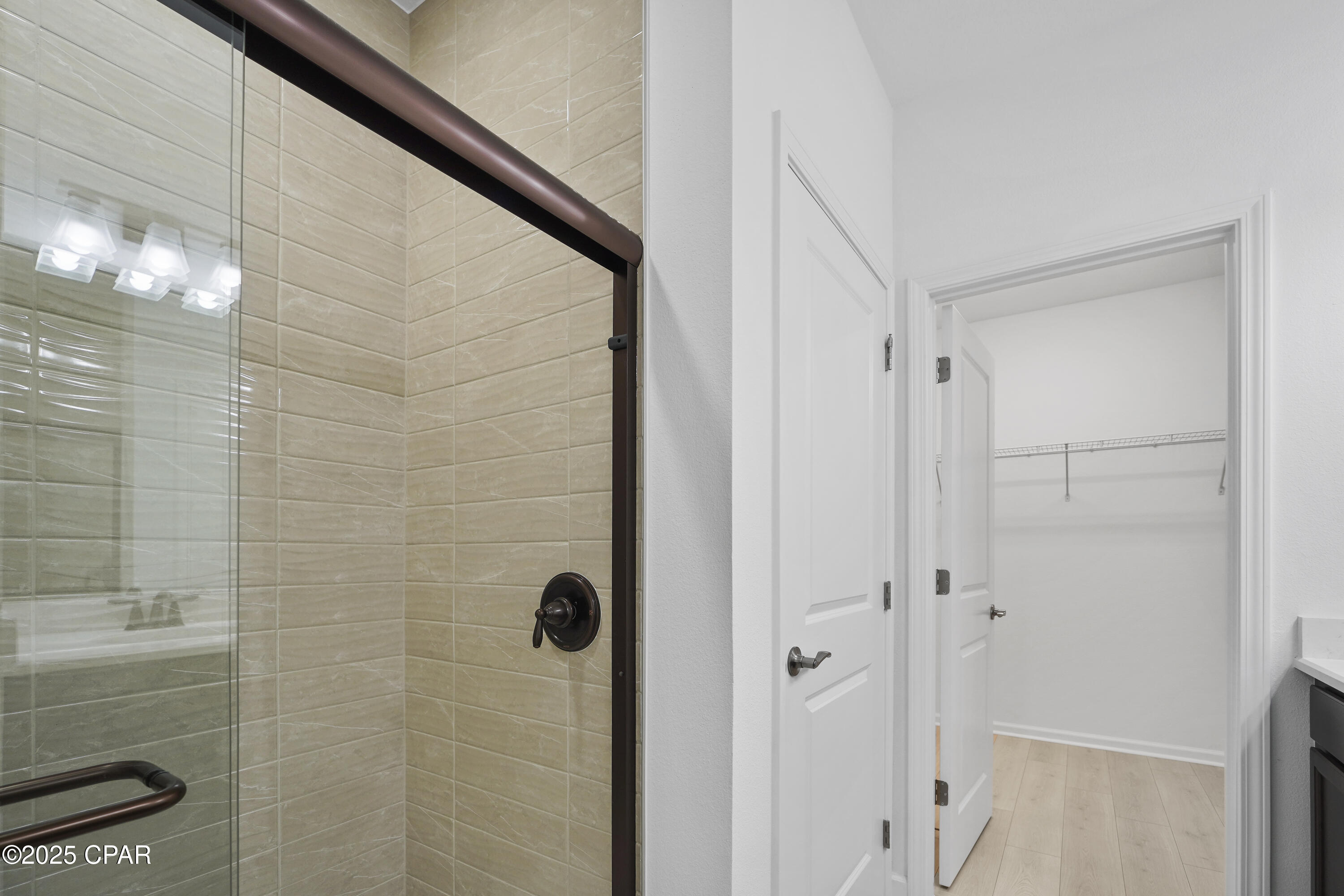 Image 14 For 8833 Attitude Avenue