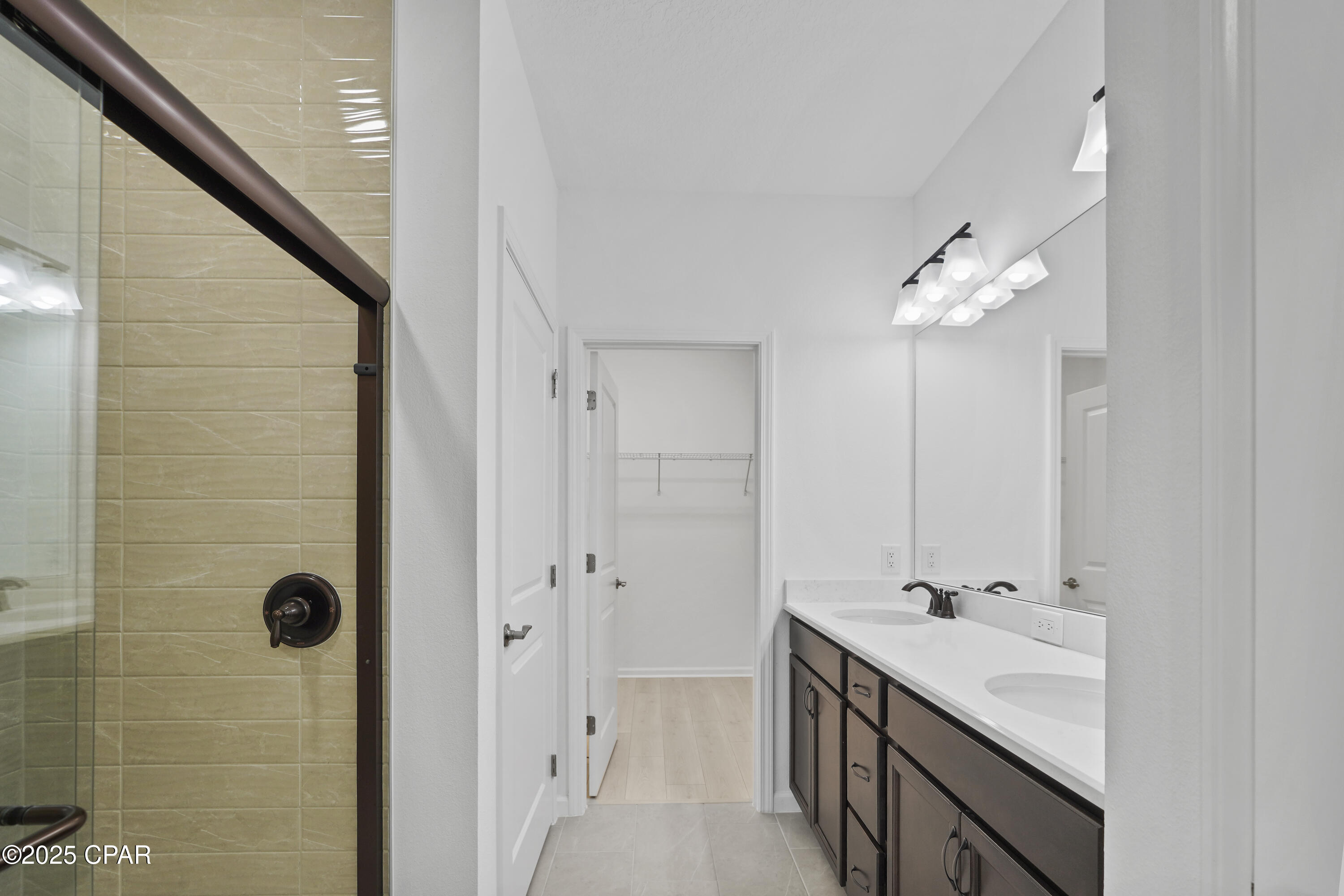 Image 16 For 8833 Attitude Avenue